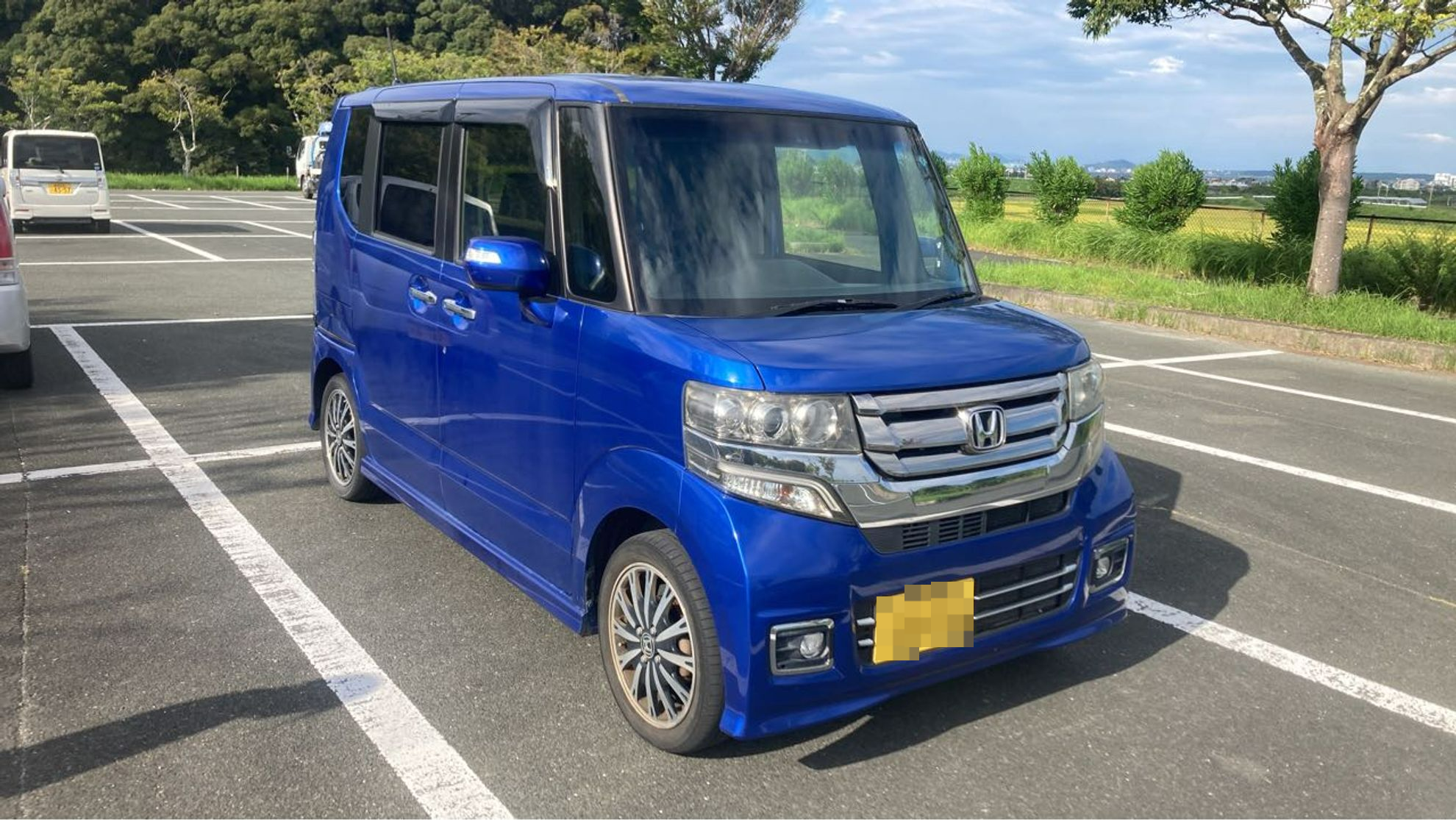 外装右前
