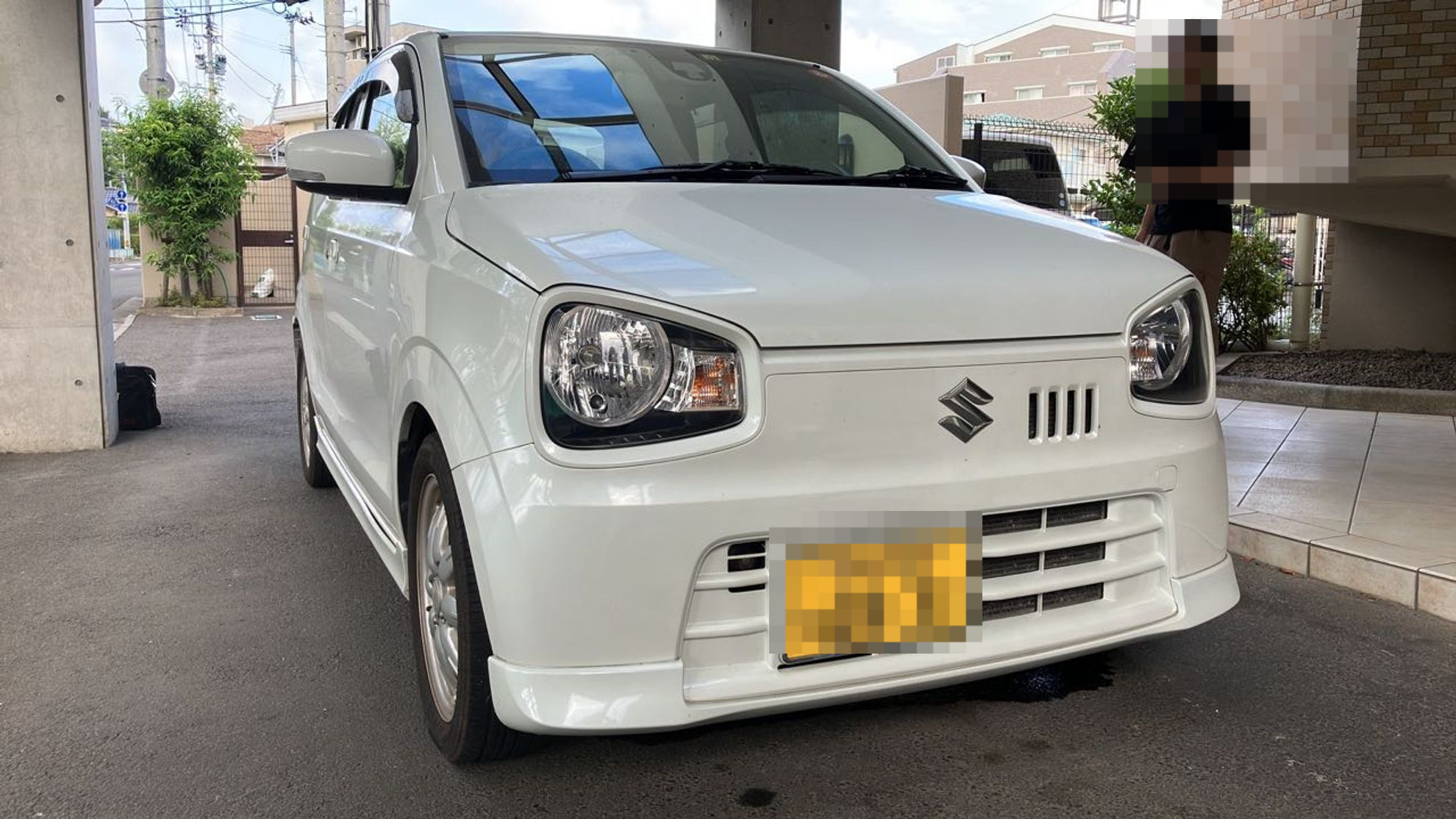 外装右前