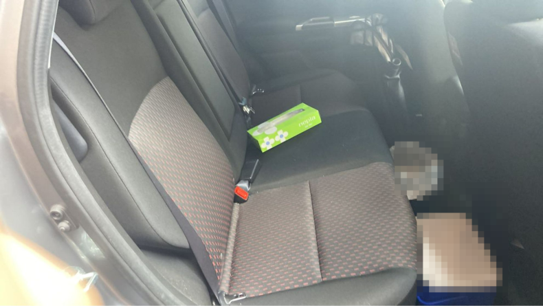 内装後方シート