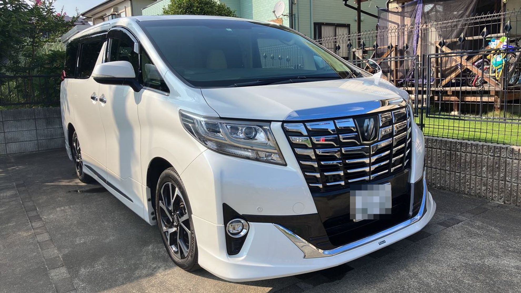 外装右前