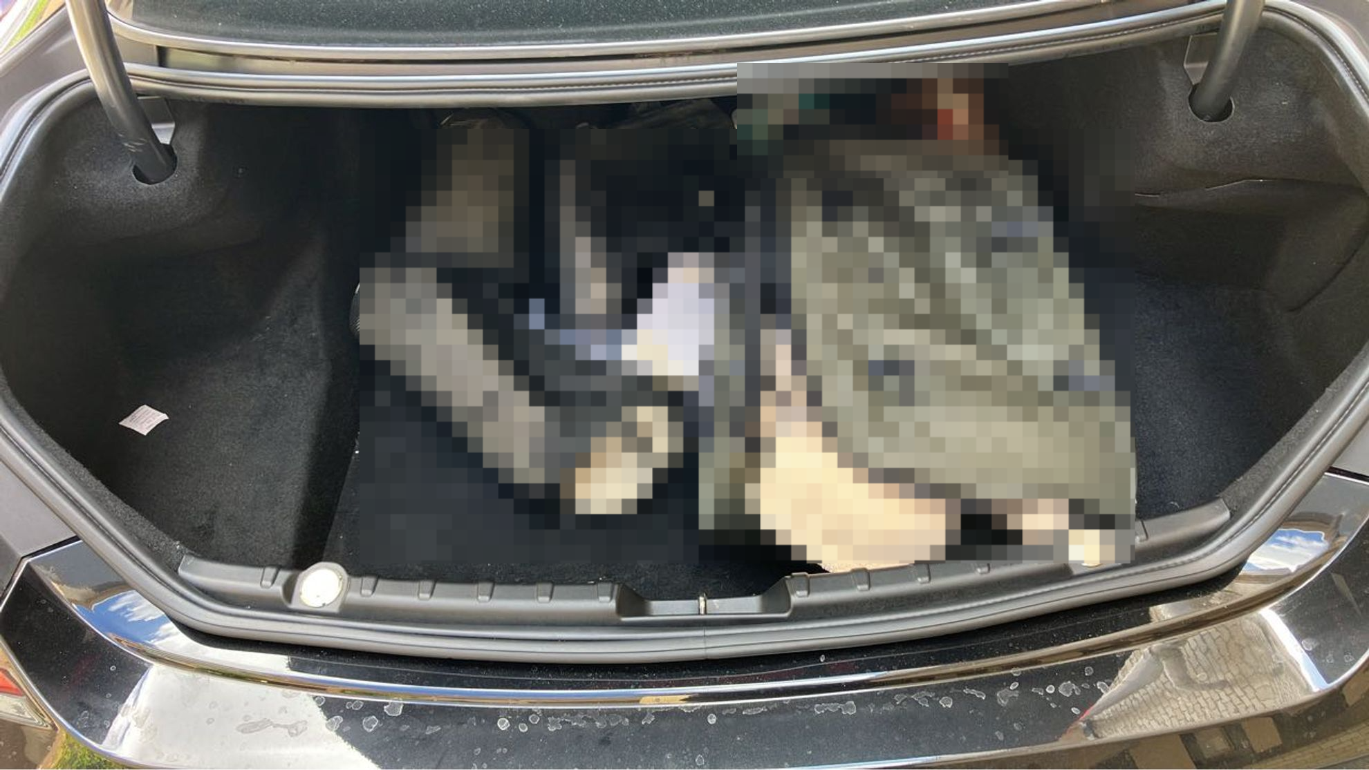 内装トランク