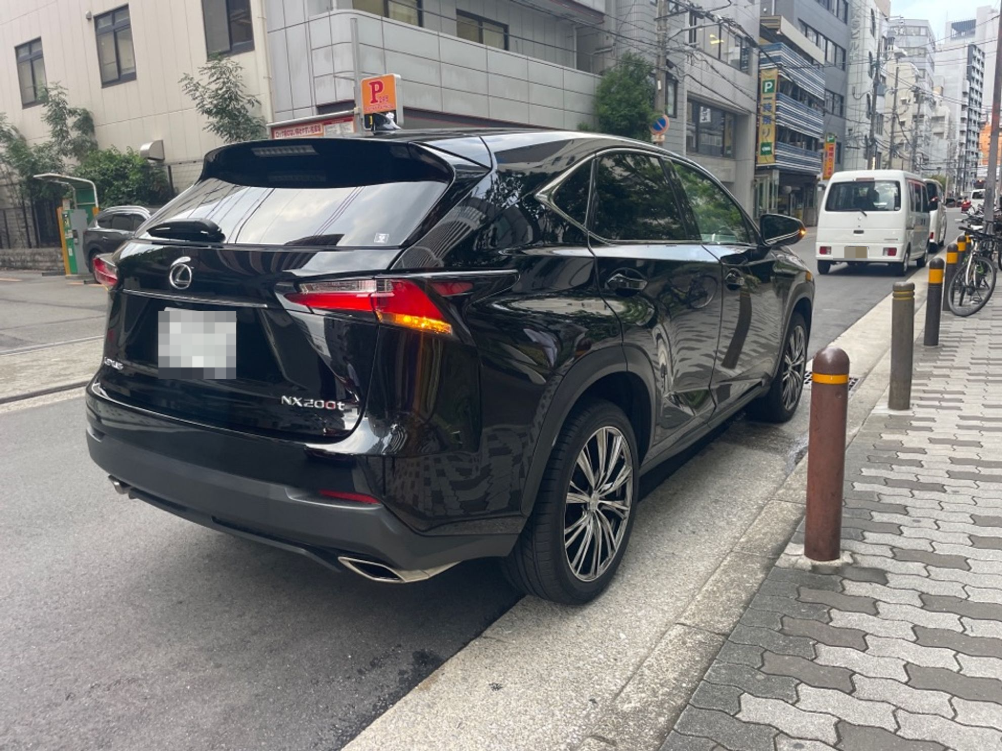 外装右後