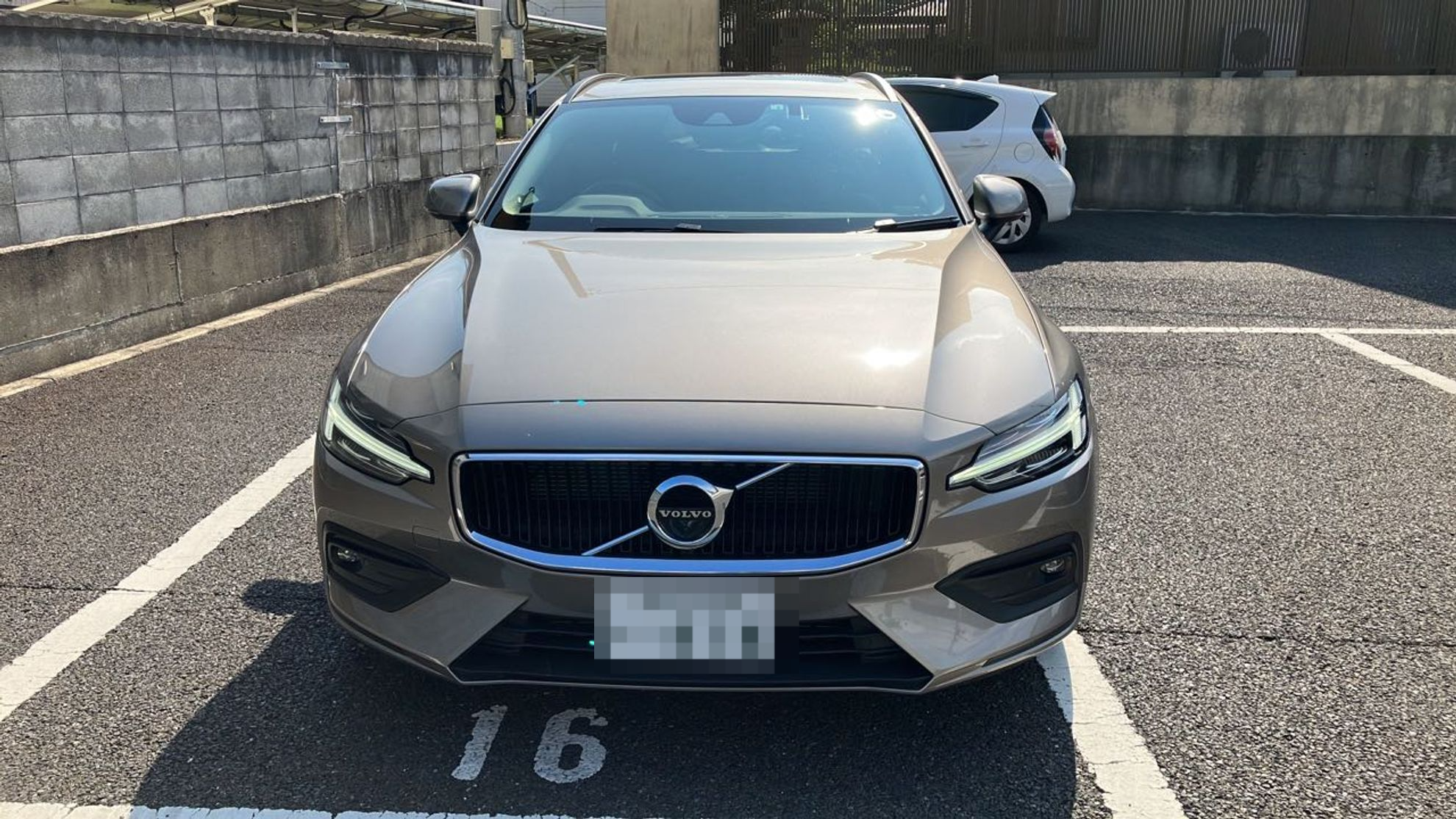 外装前方
