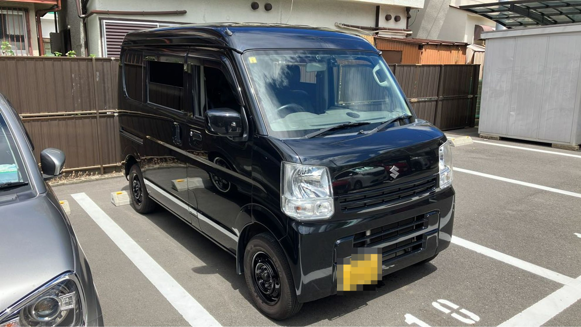 外装右前