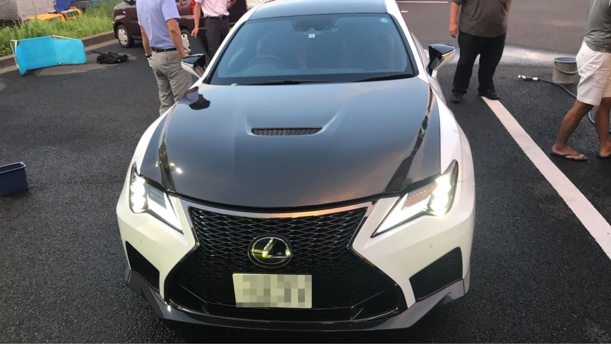 外装前方