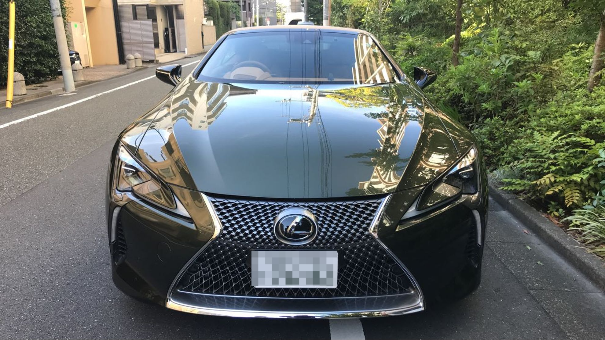 外装前方