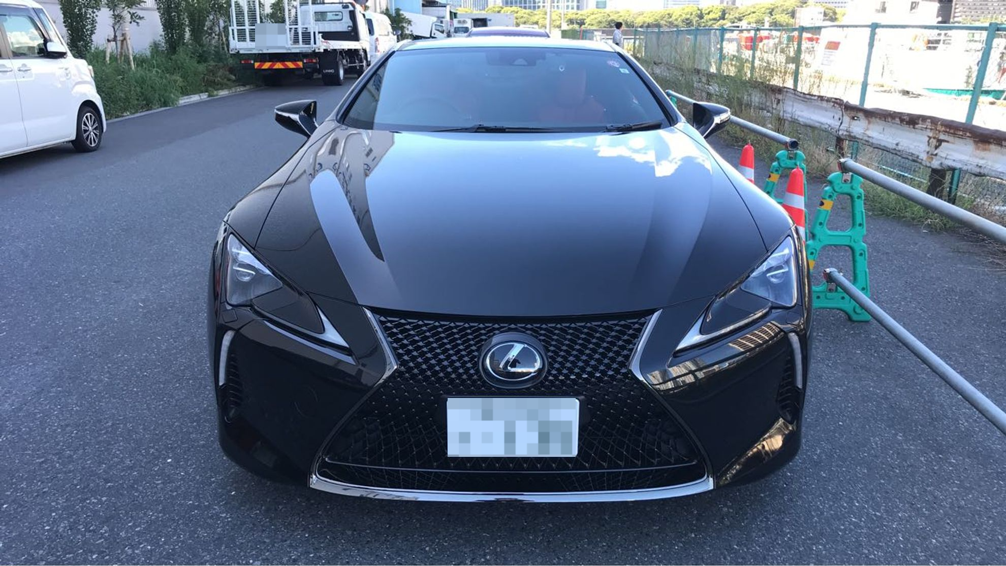 外装前方