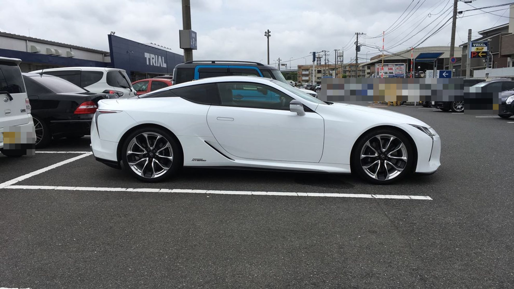 外装右