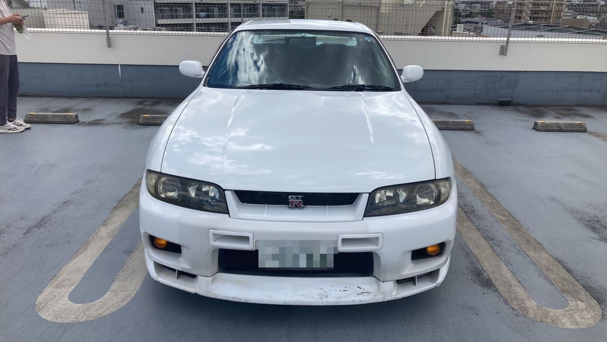 外装前方