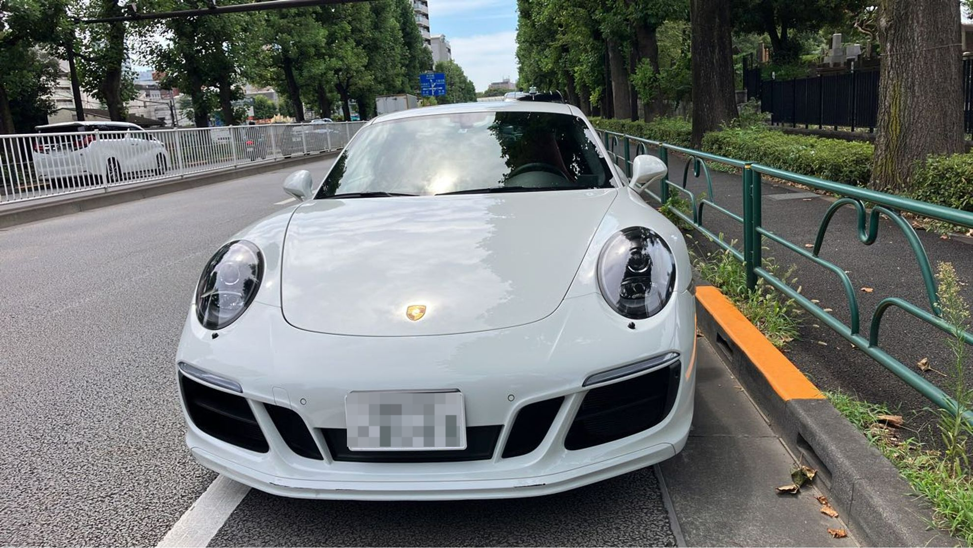 外装前方