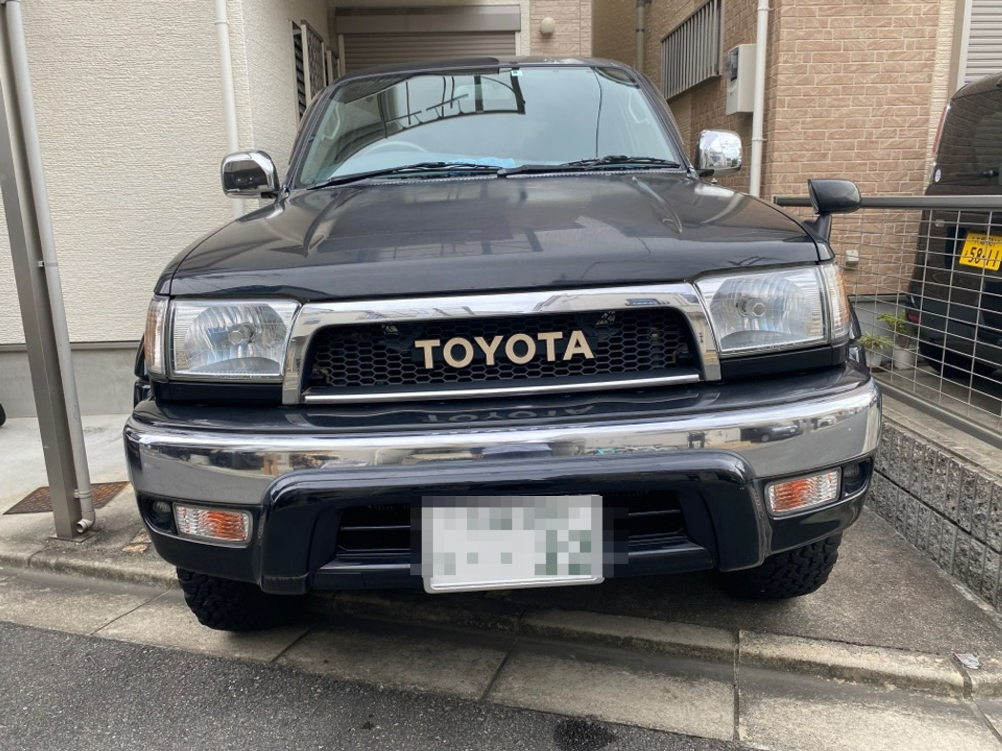 外装前方
