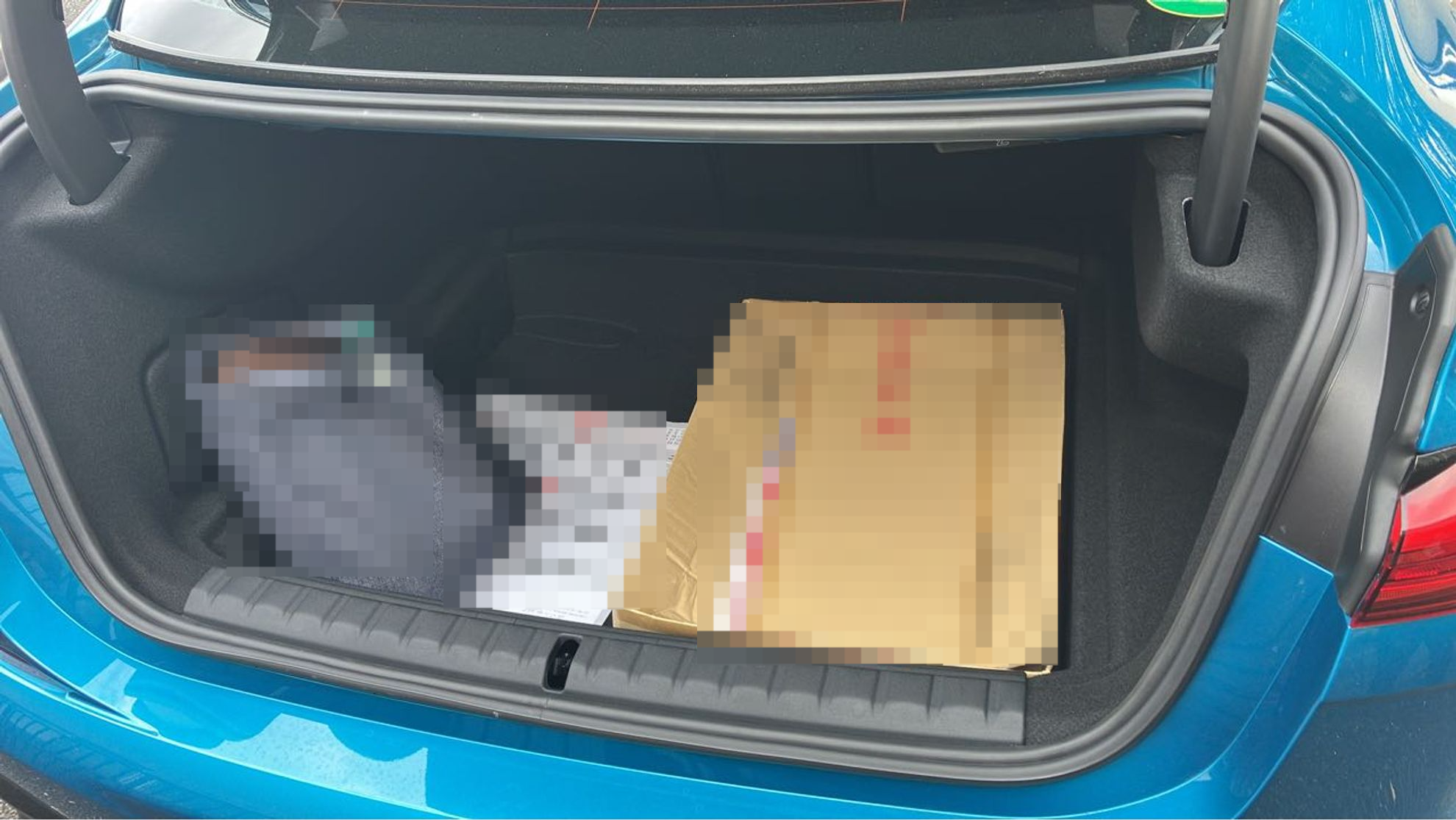 内装トランク