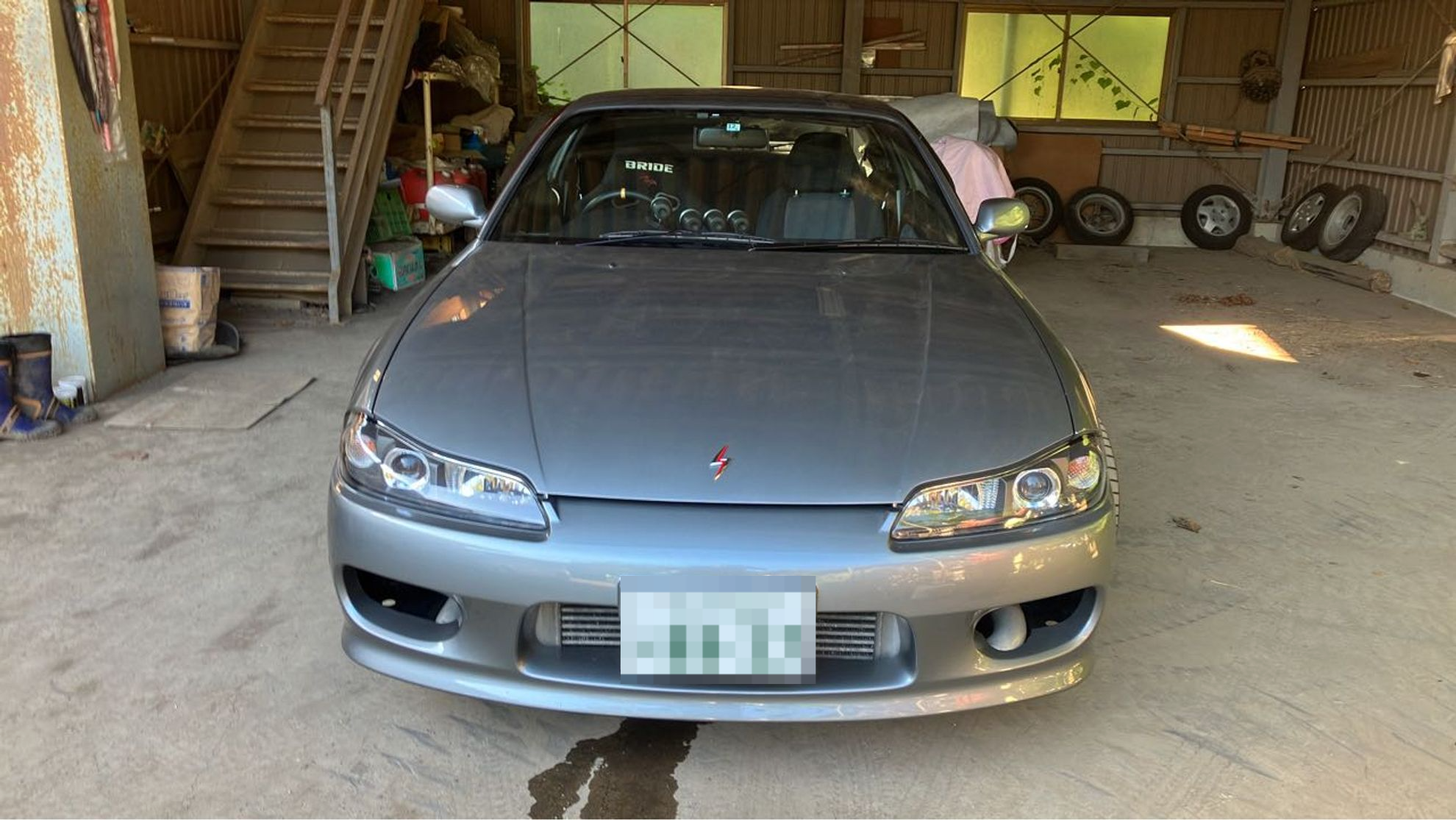 外装前方