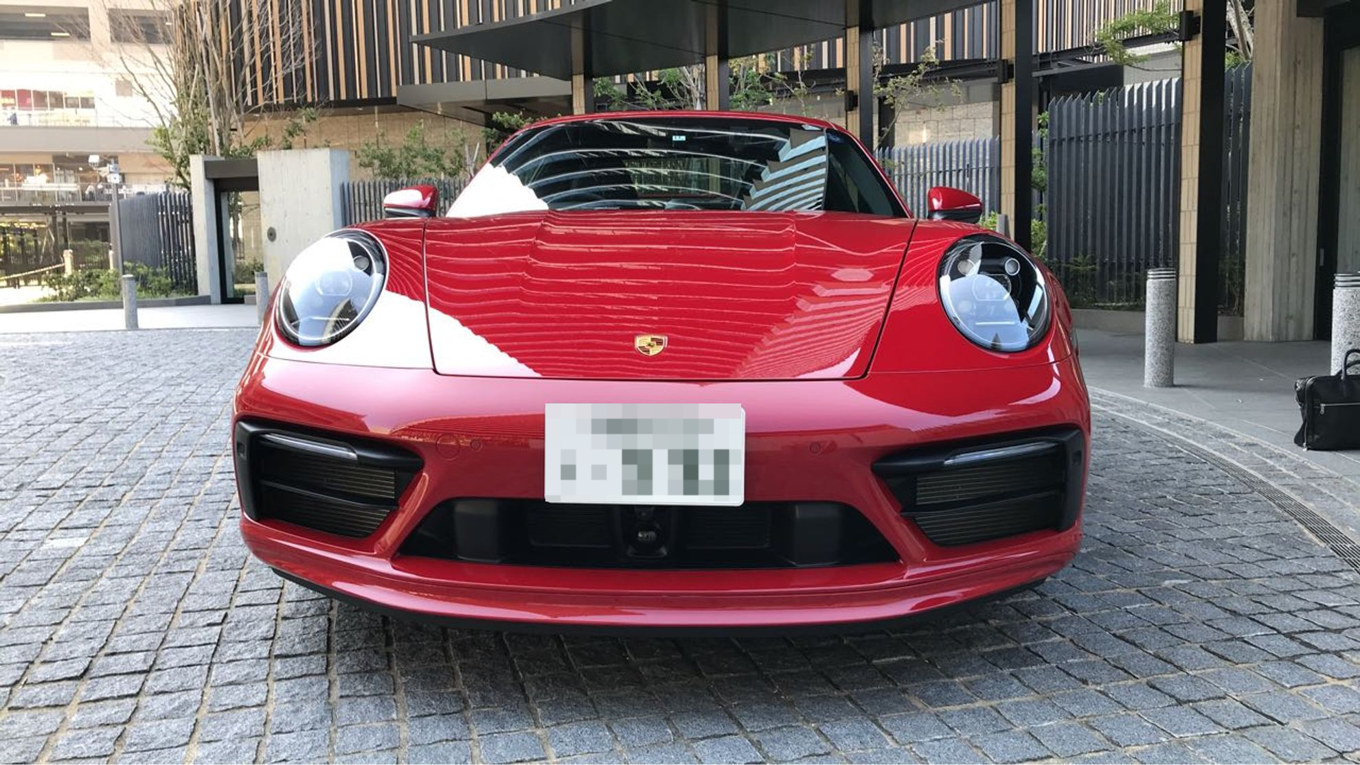 外装前方