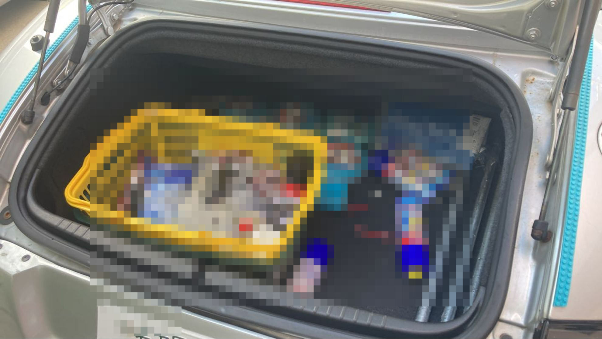 内装トランク
