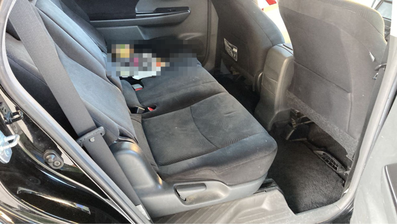 内装後方シート