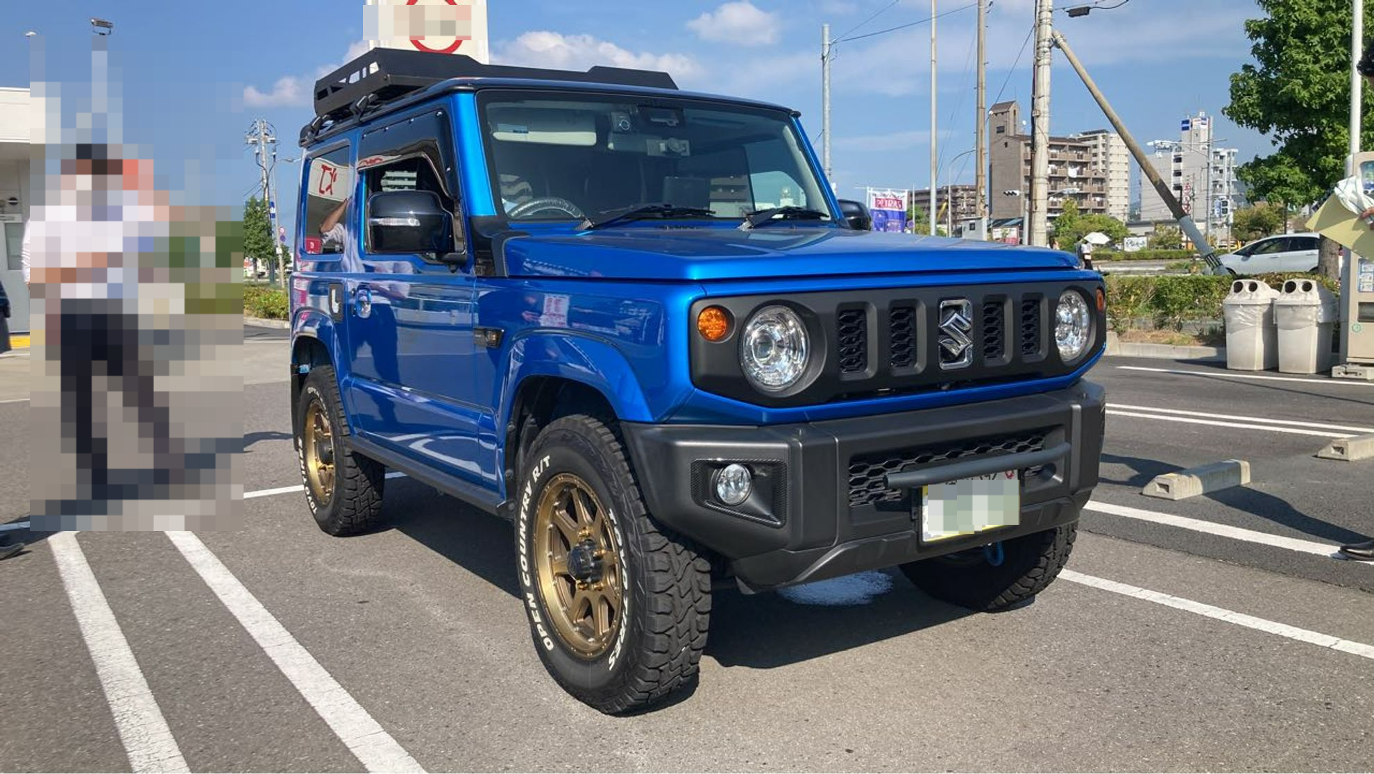 外装右前