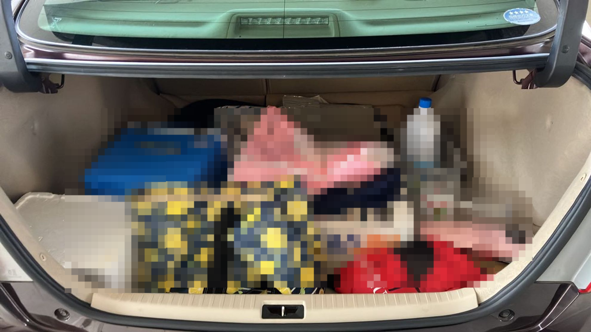 内装トランク