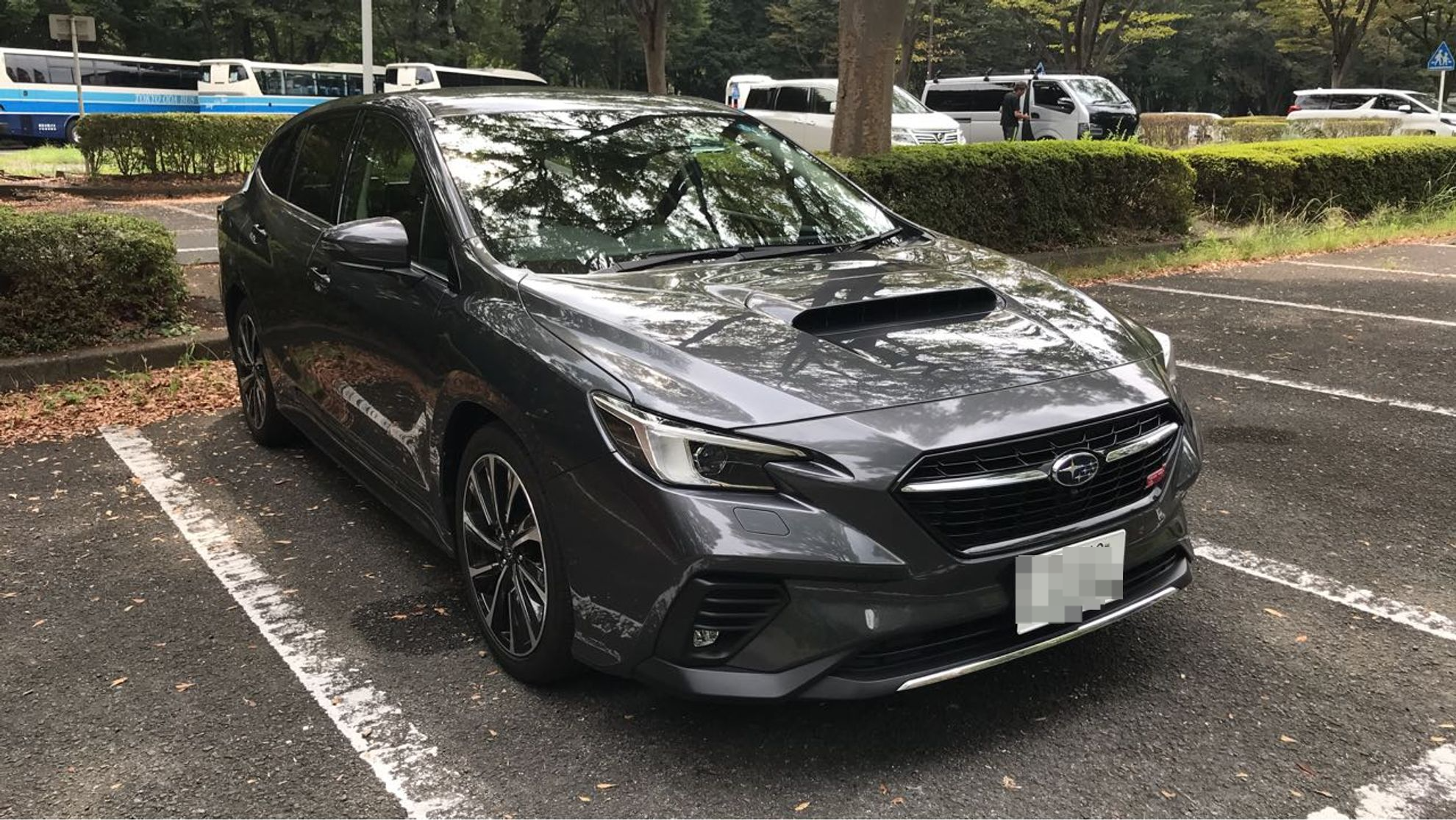 外装右前