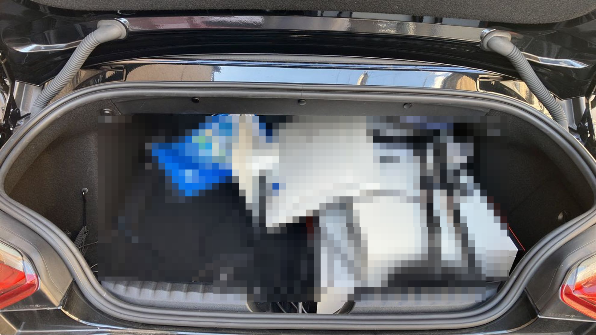 内装トランク
