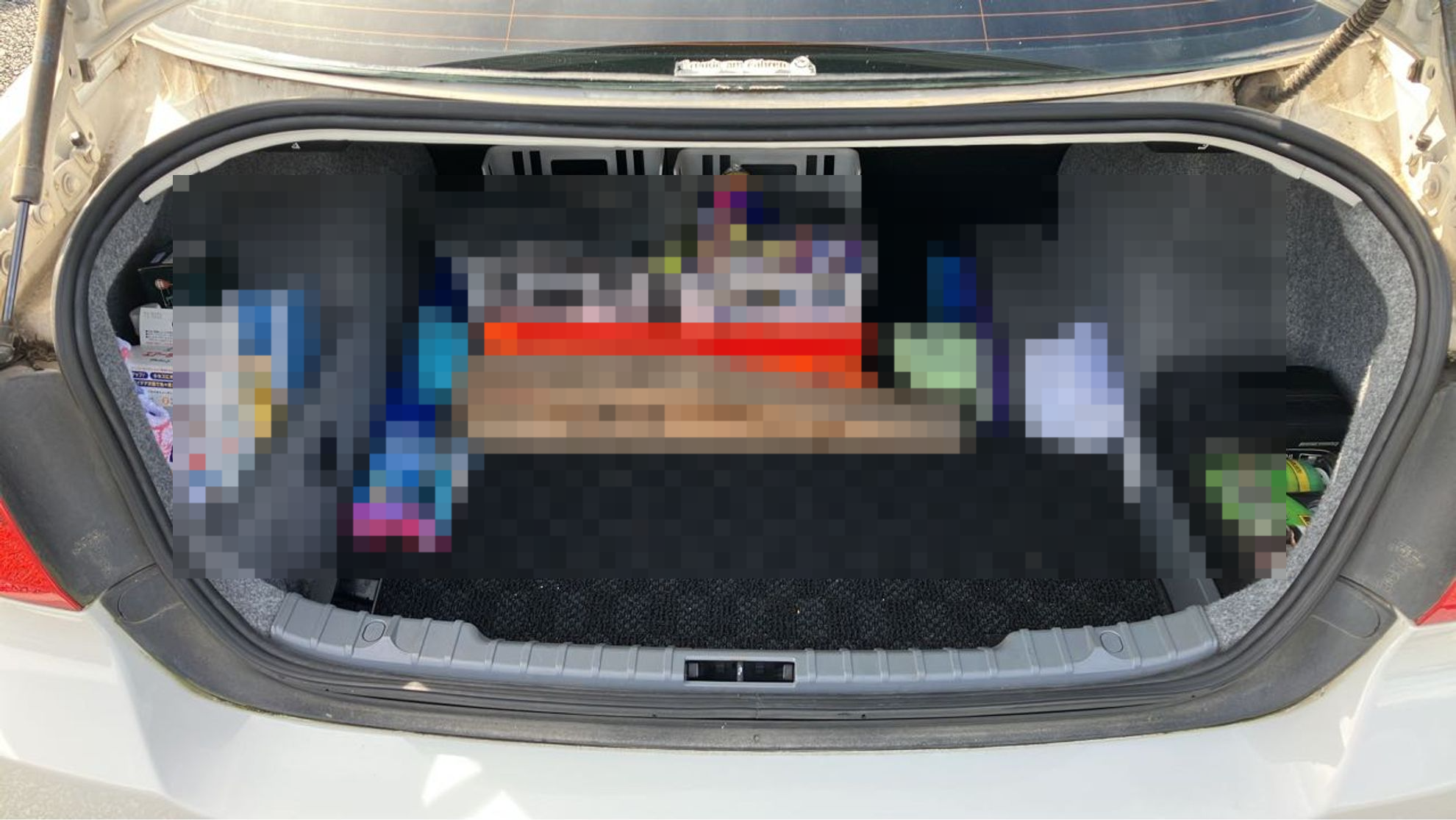内装トランク