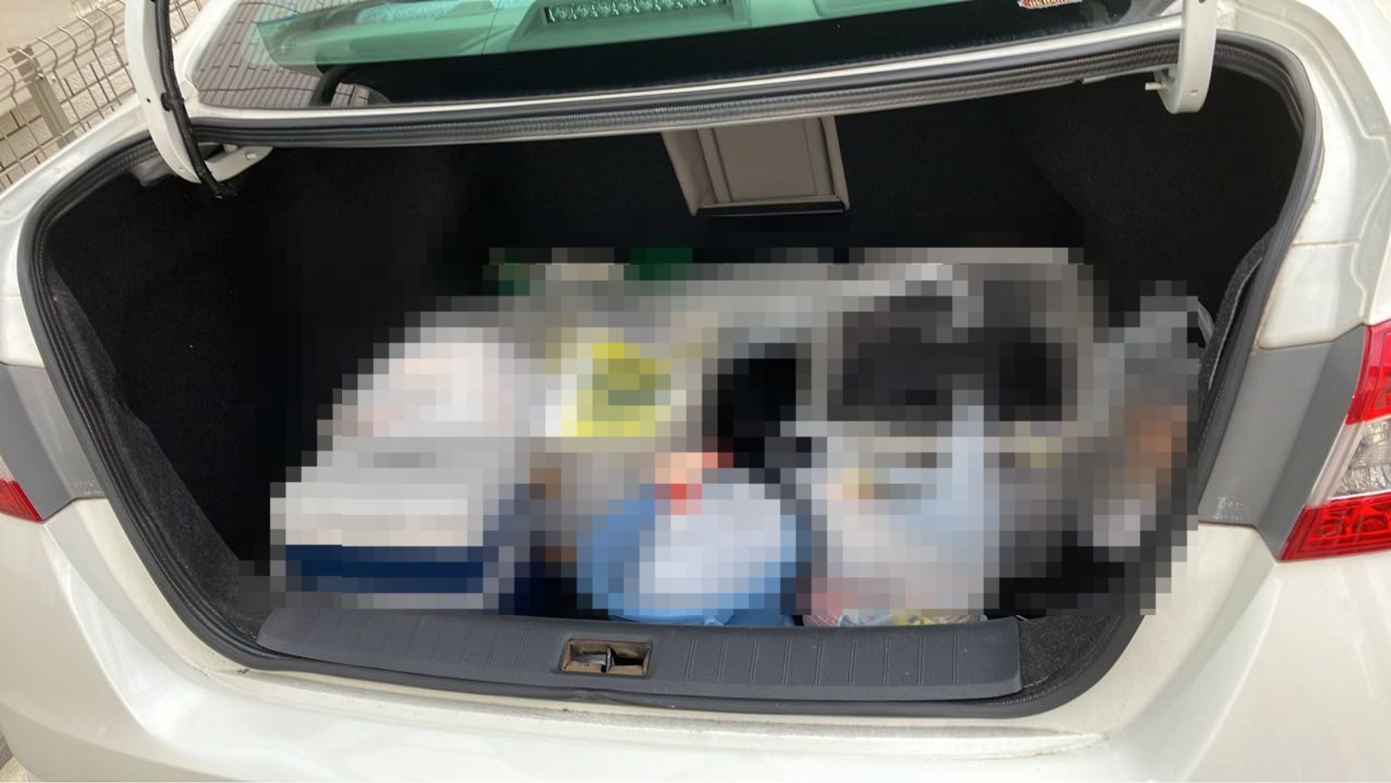 内装トランク