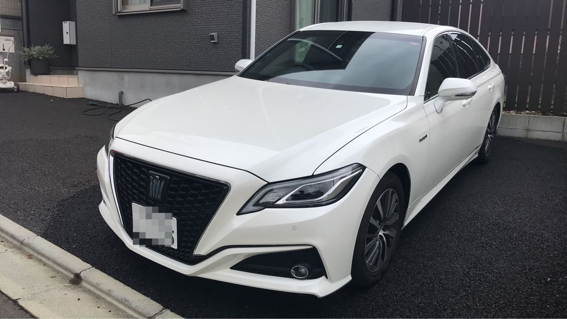 トヨタ クラウンハイブリッドの売買実績画像