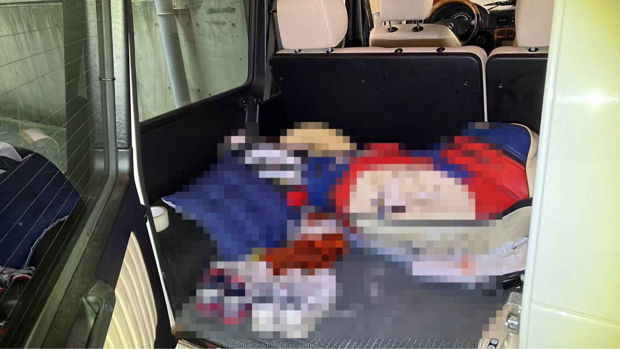 内装トランク