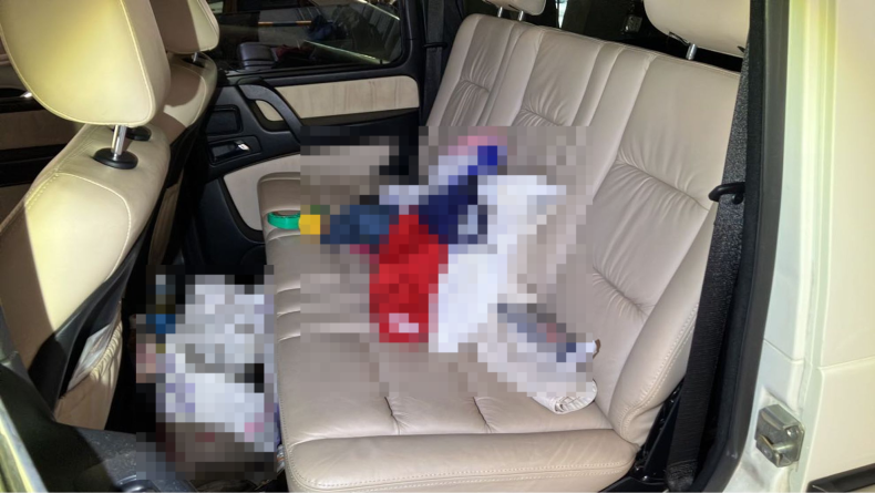 内装後方シート