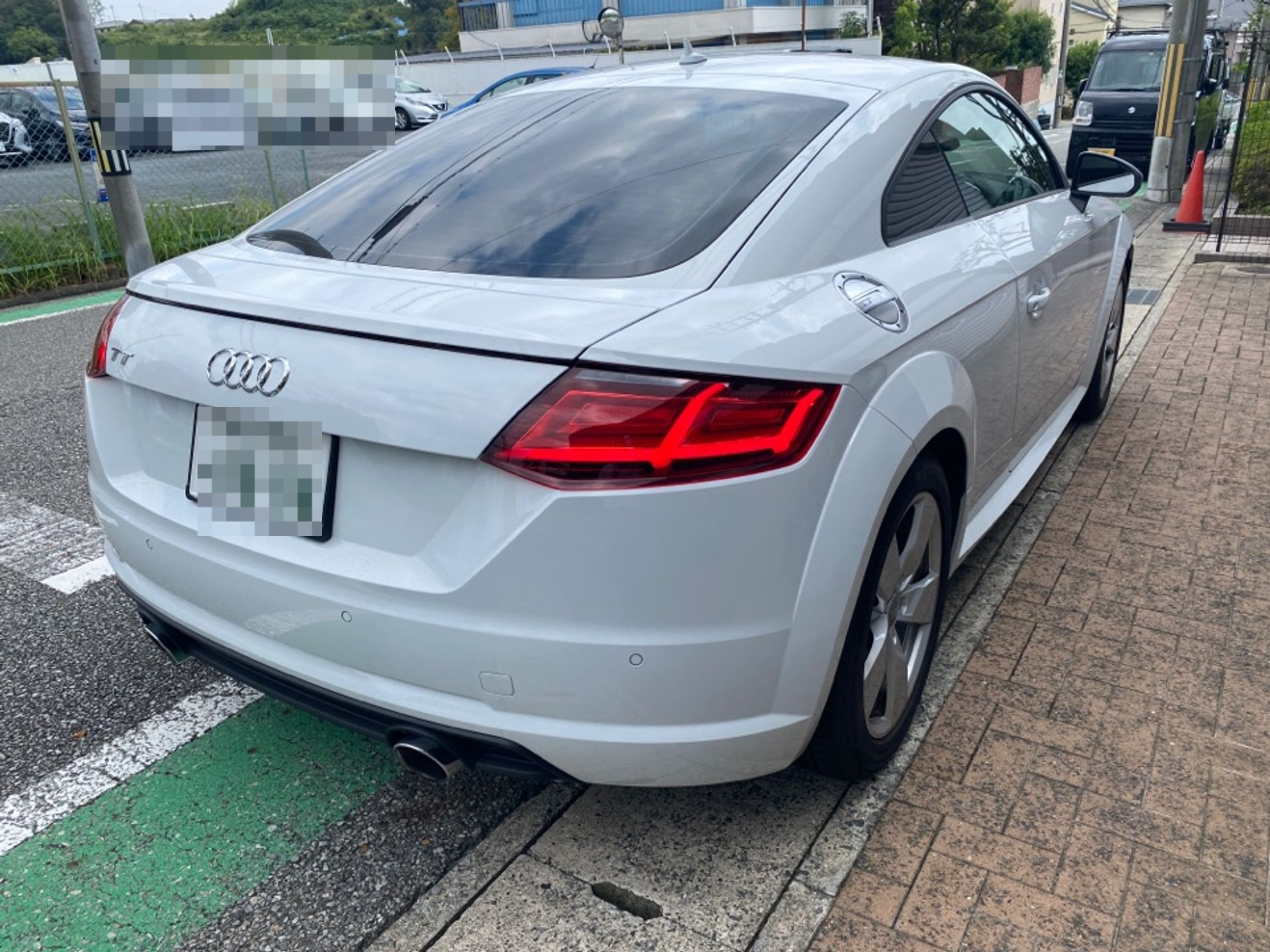 外装右後