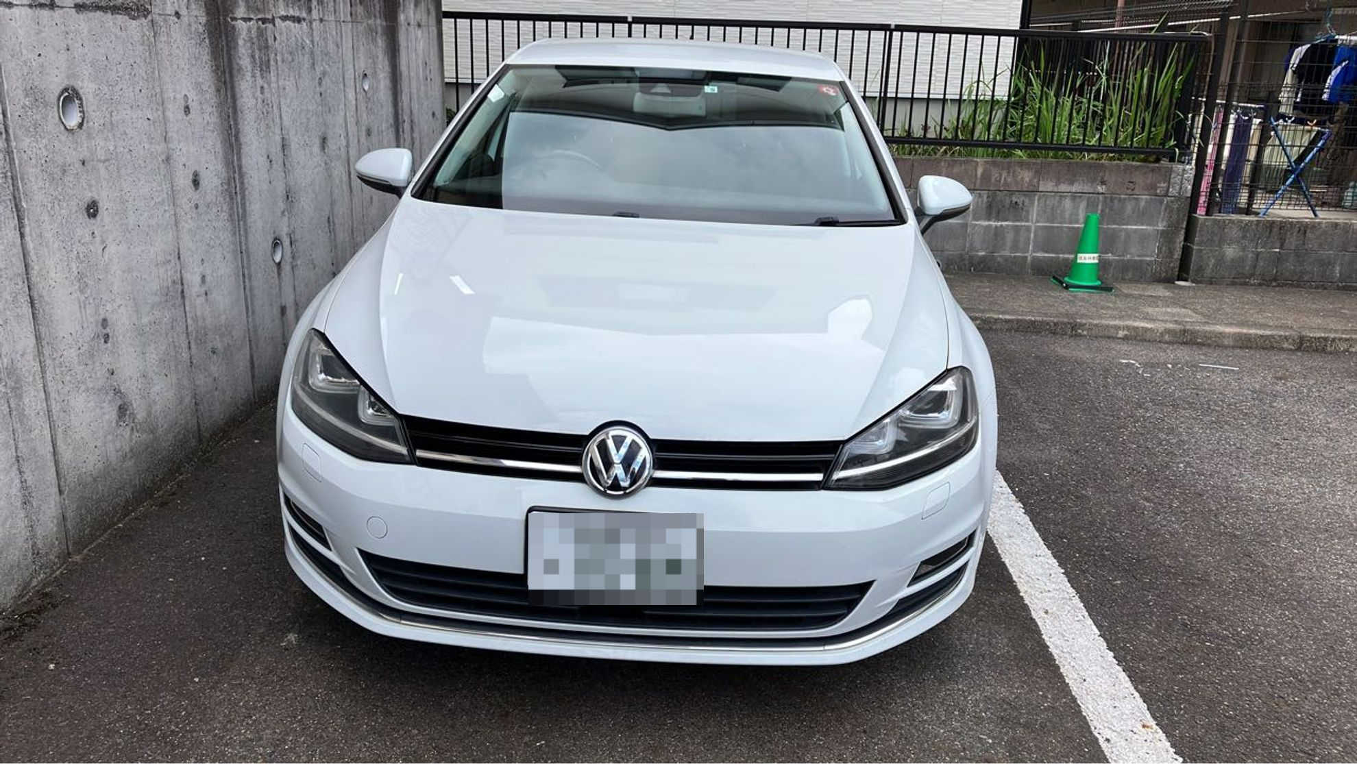 外装前方
