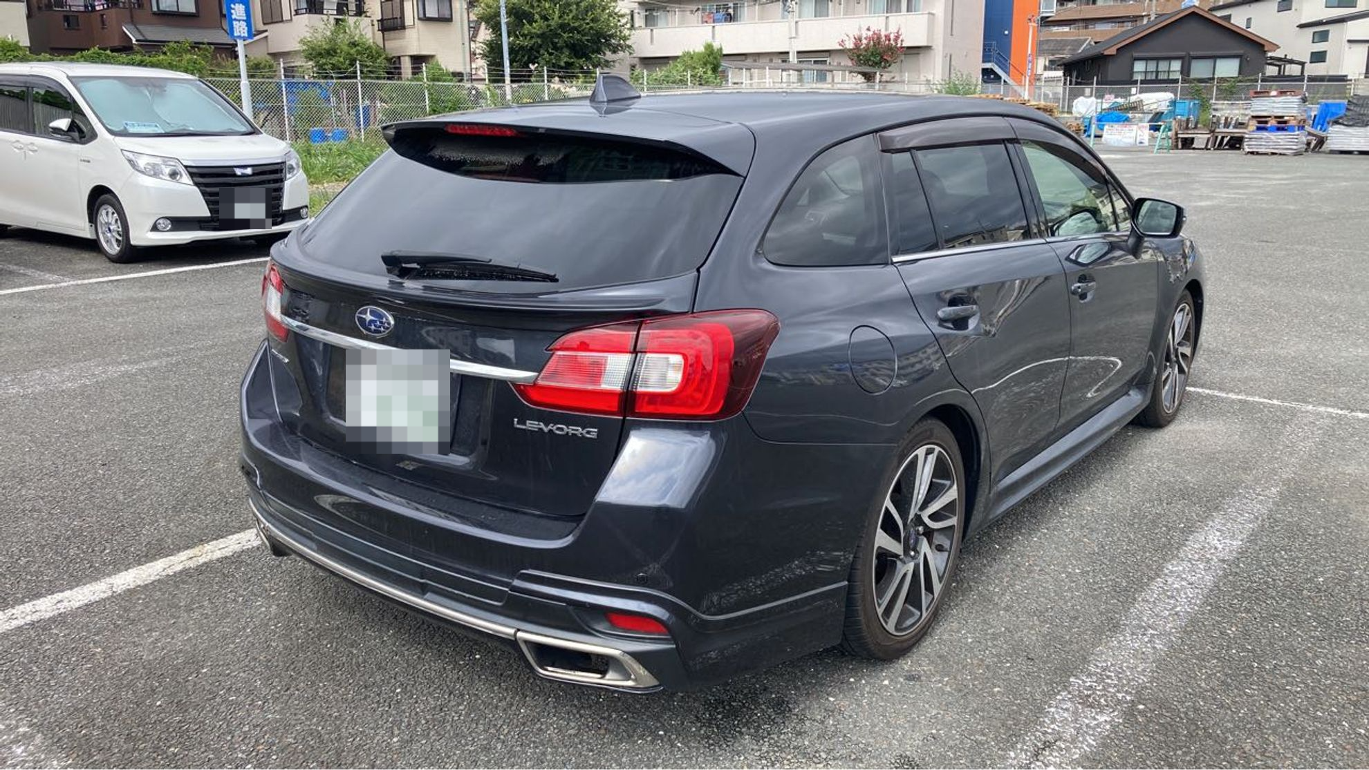 外装右後