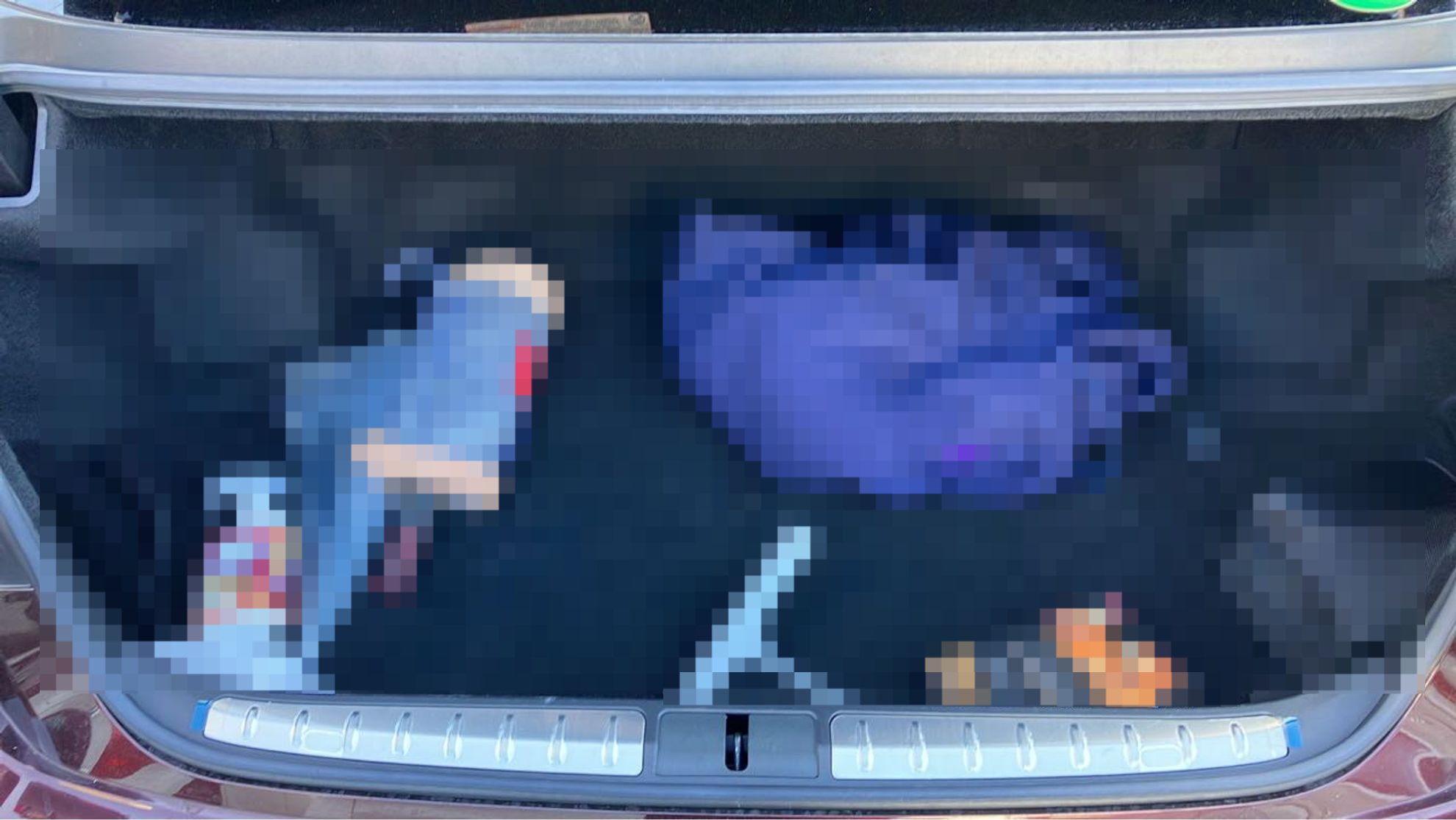 内装トランク