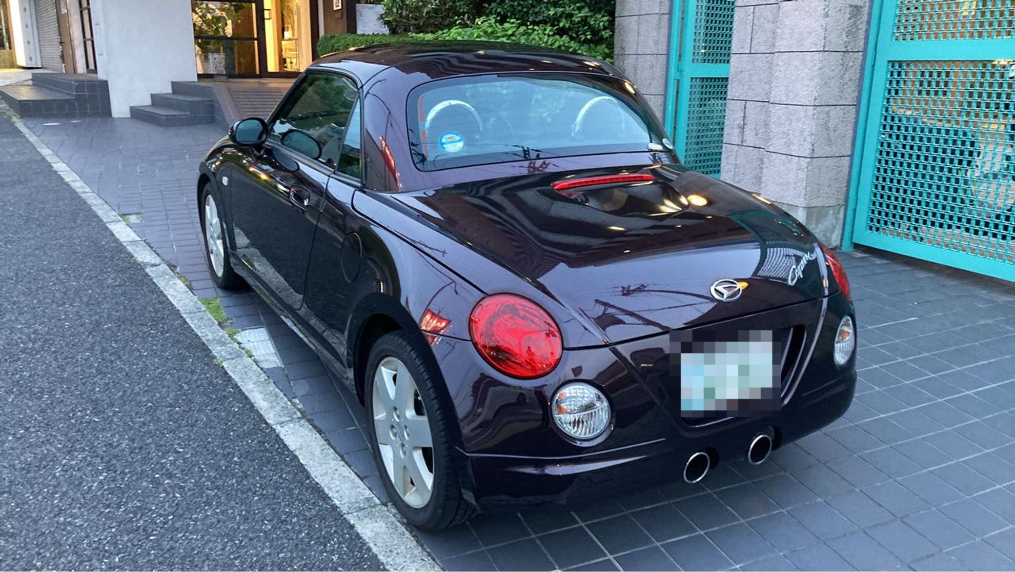 外装左後方