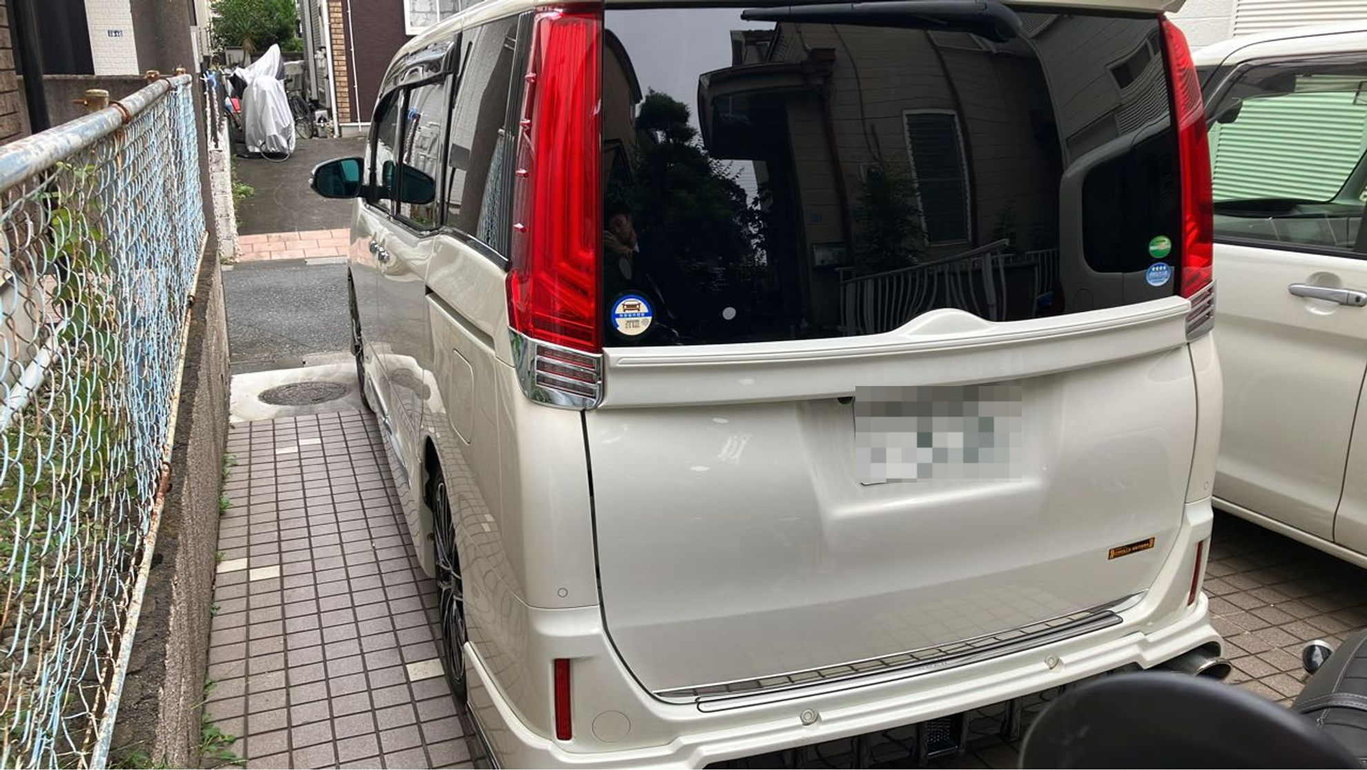 外装左後方