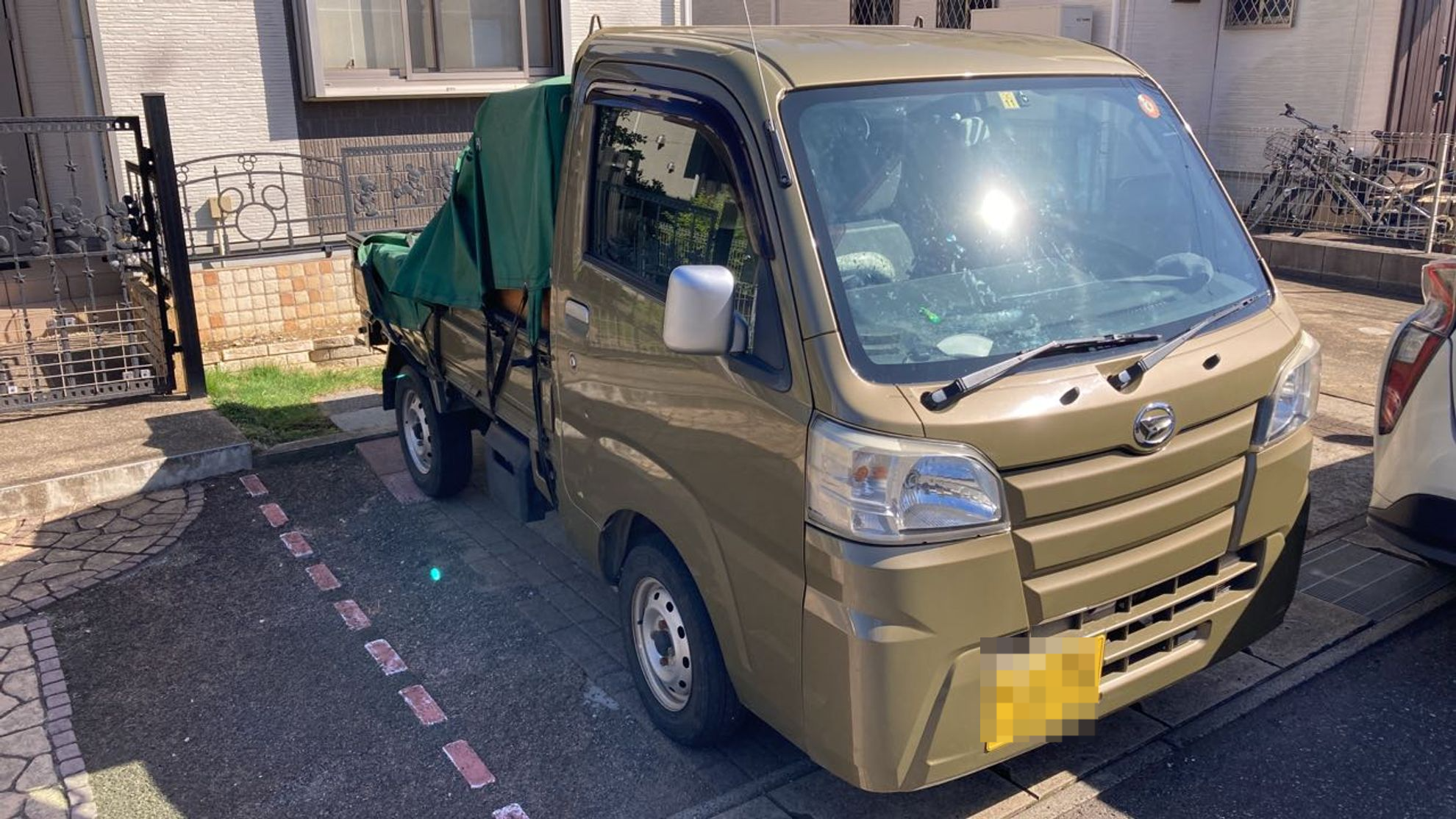外装右前