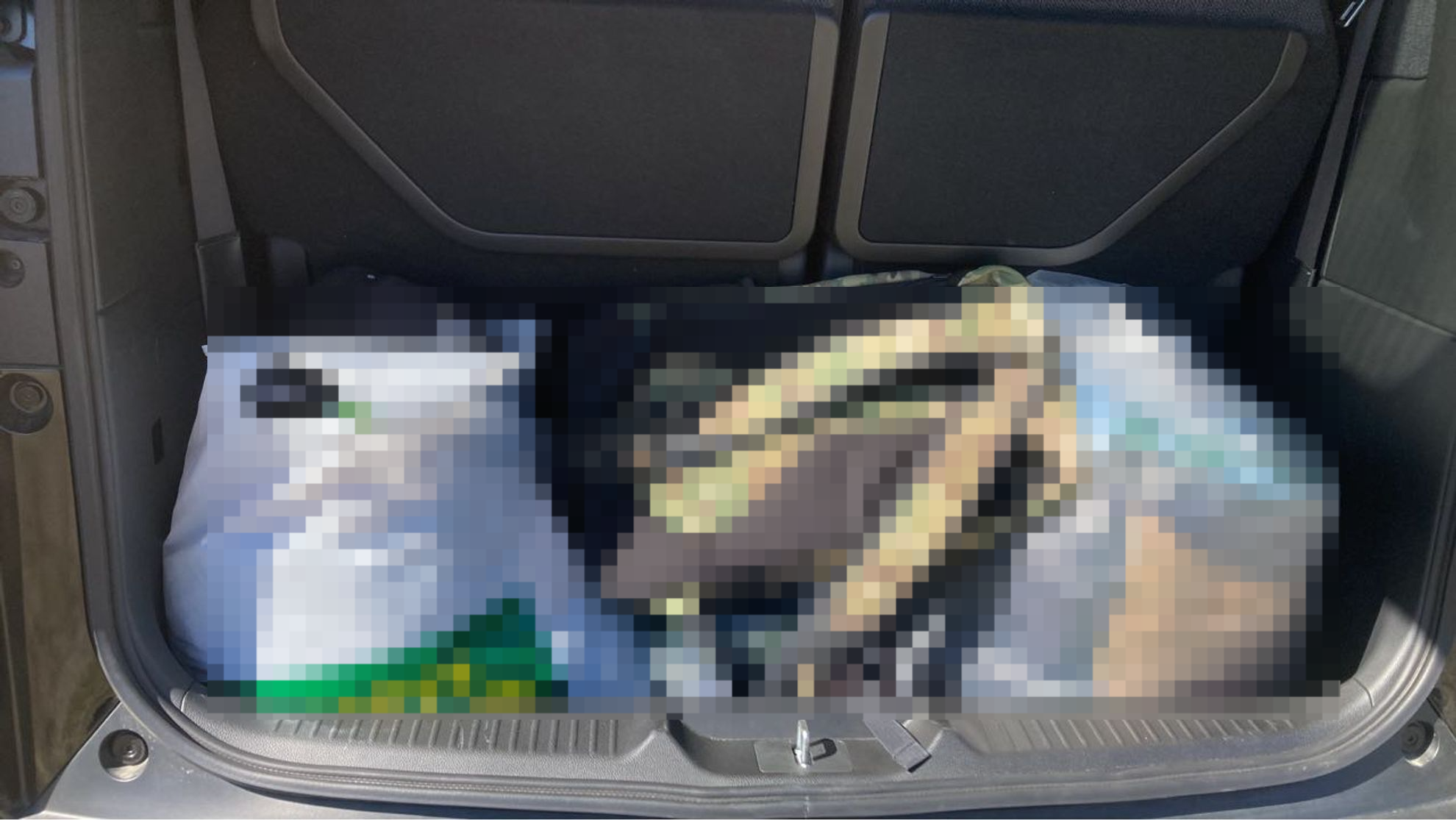 内装トランク