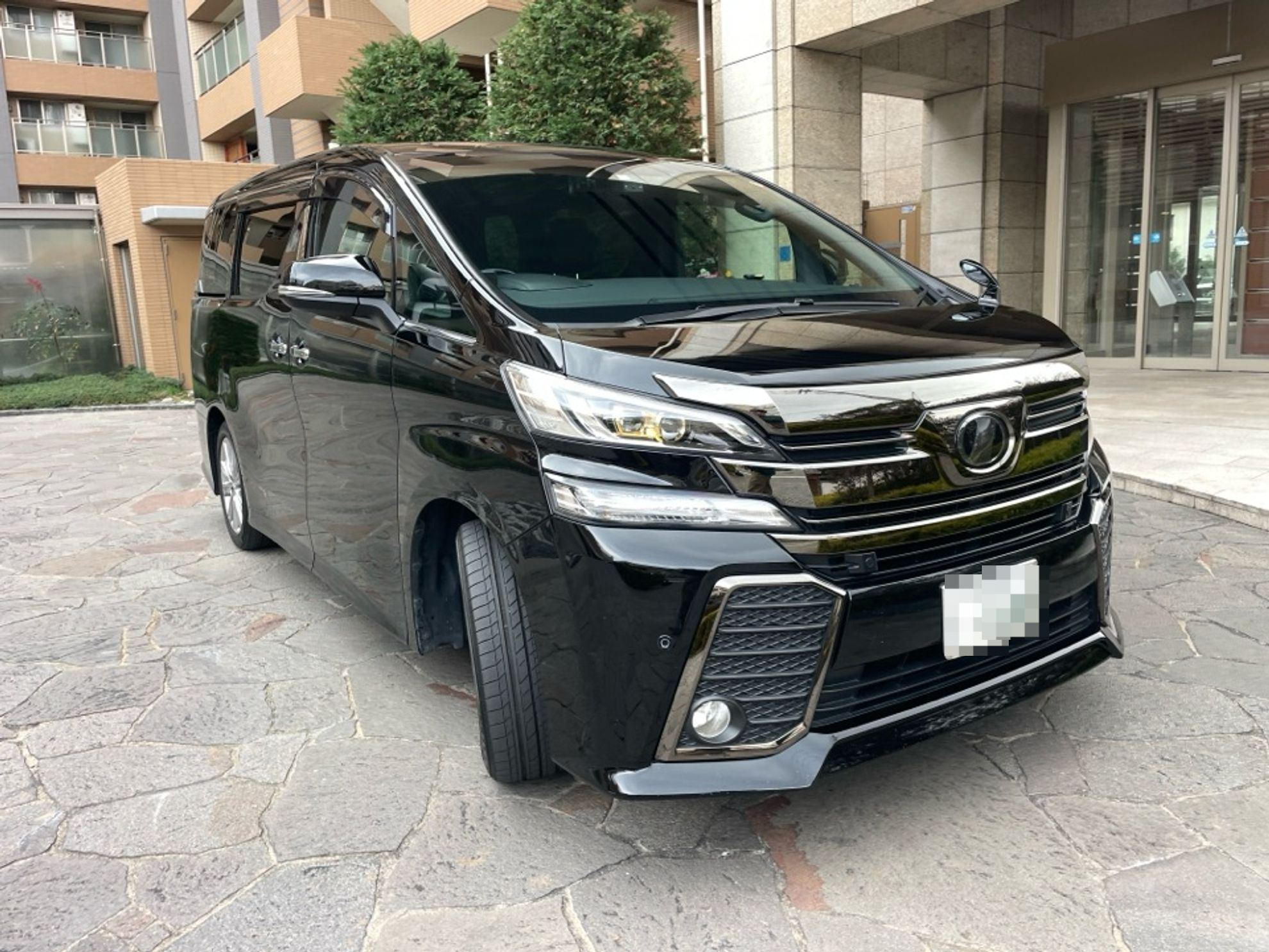 外装右前