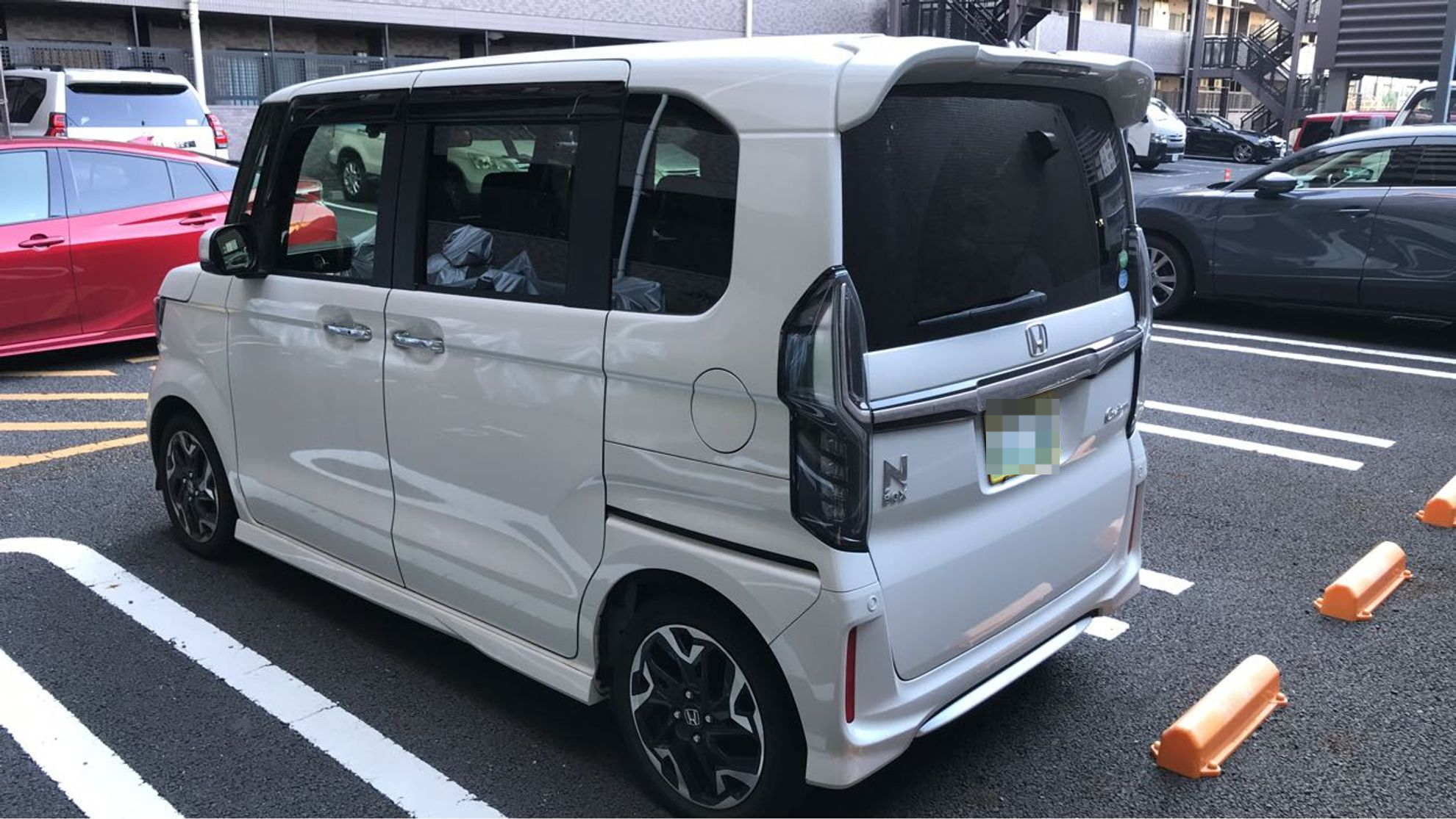 外装左後方