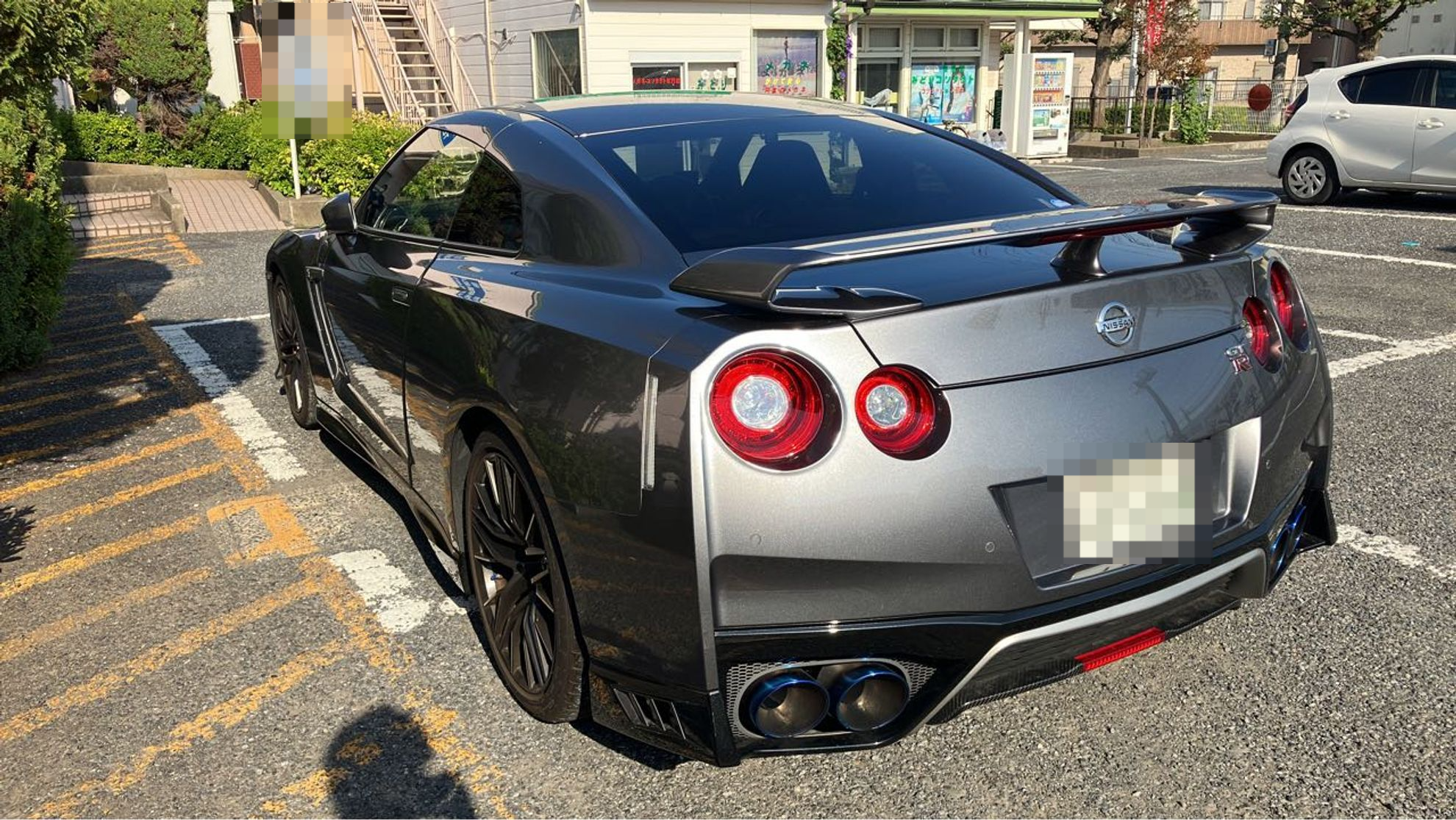外装左後方