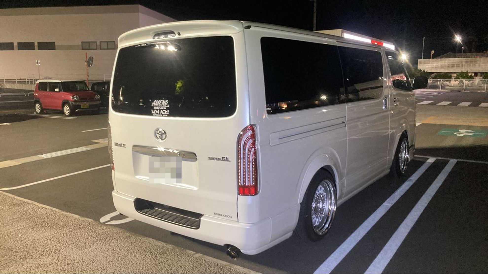 外装右後