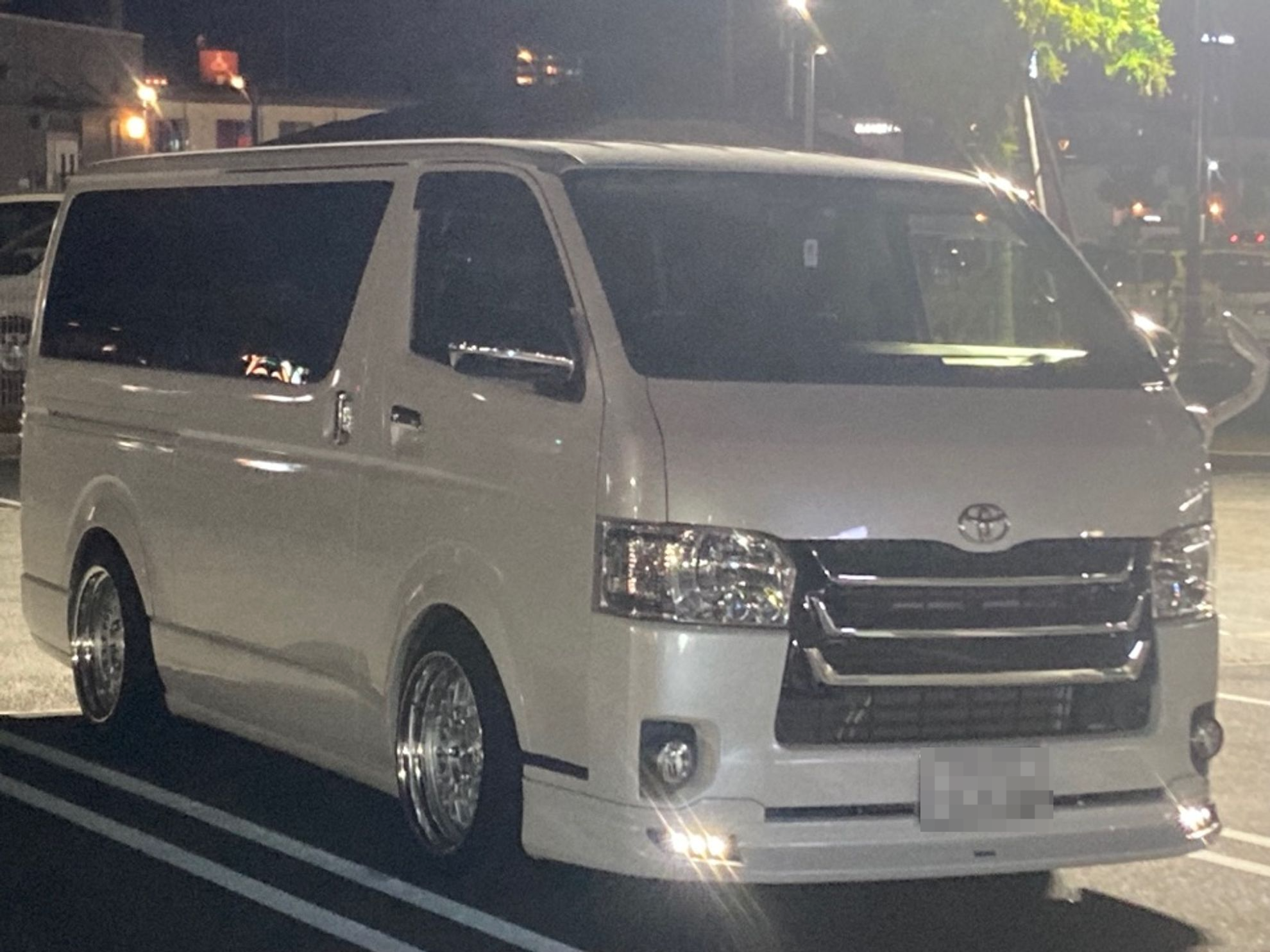 外装右前