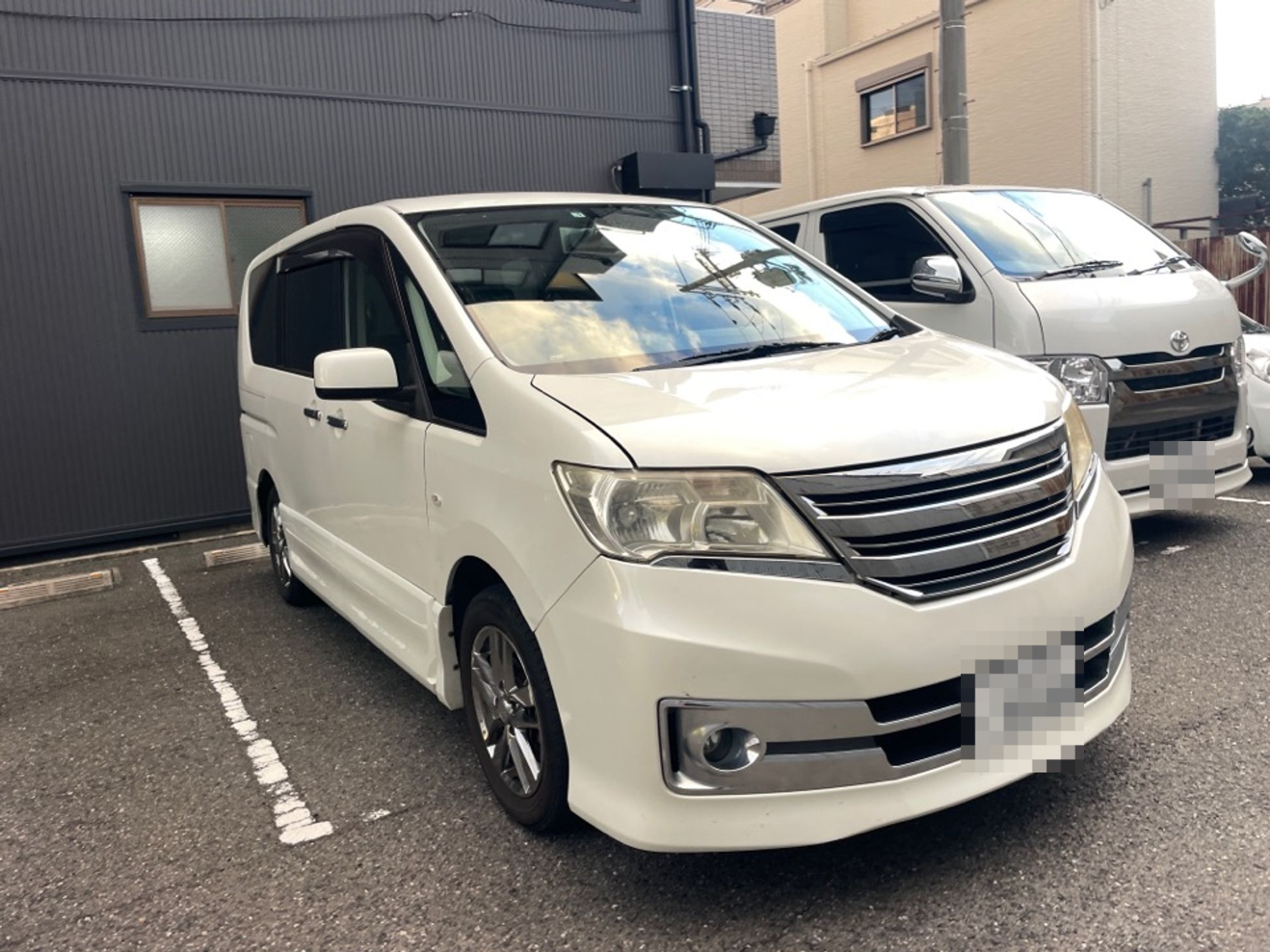 外装右前