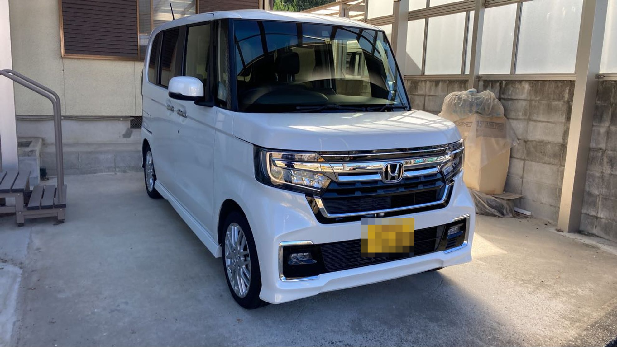 外装右前
