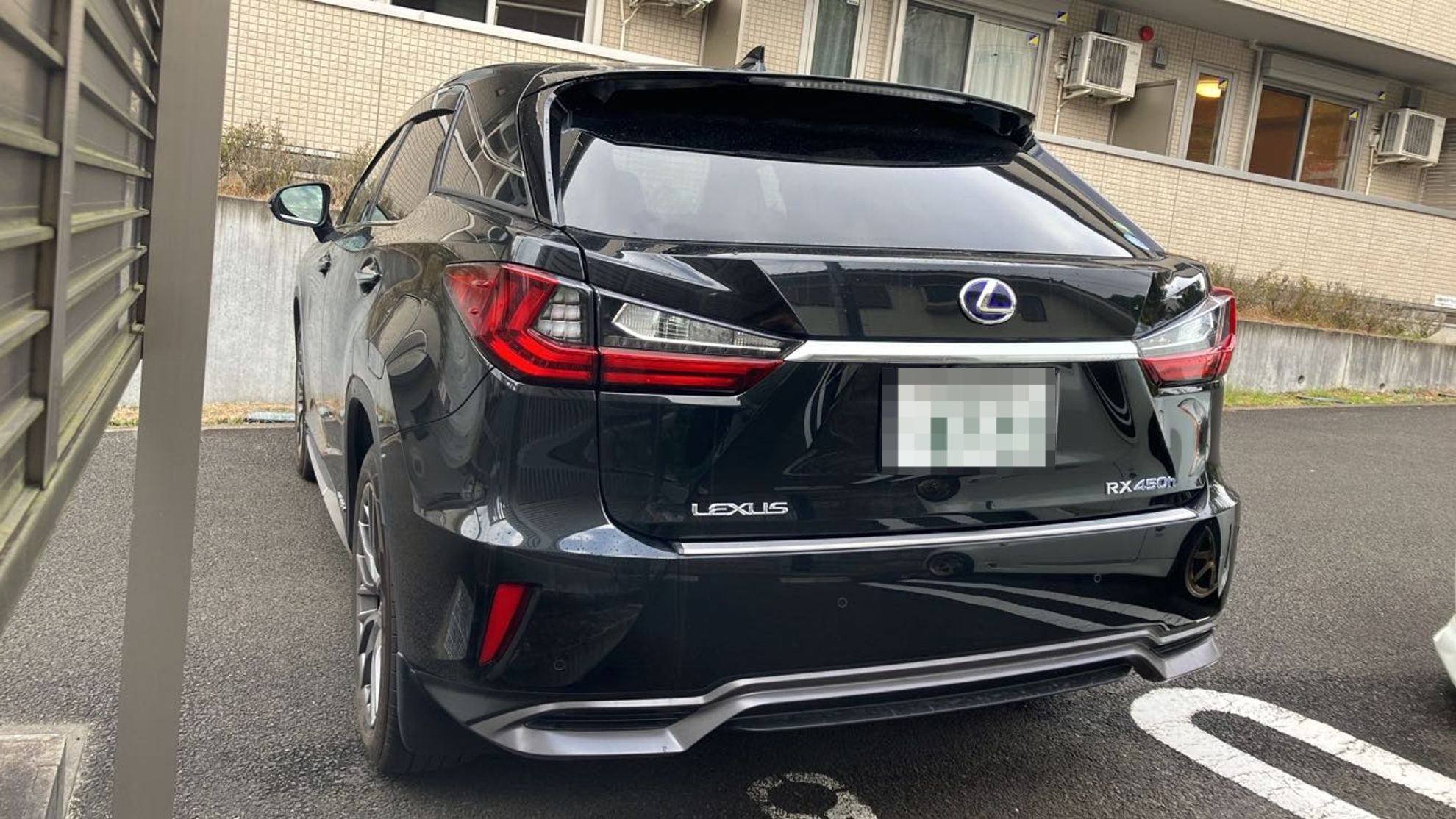 外装左後方