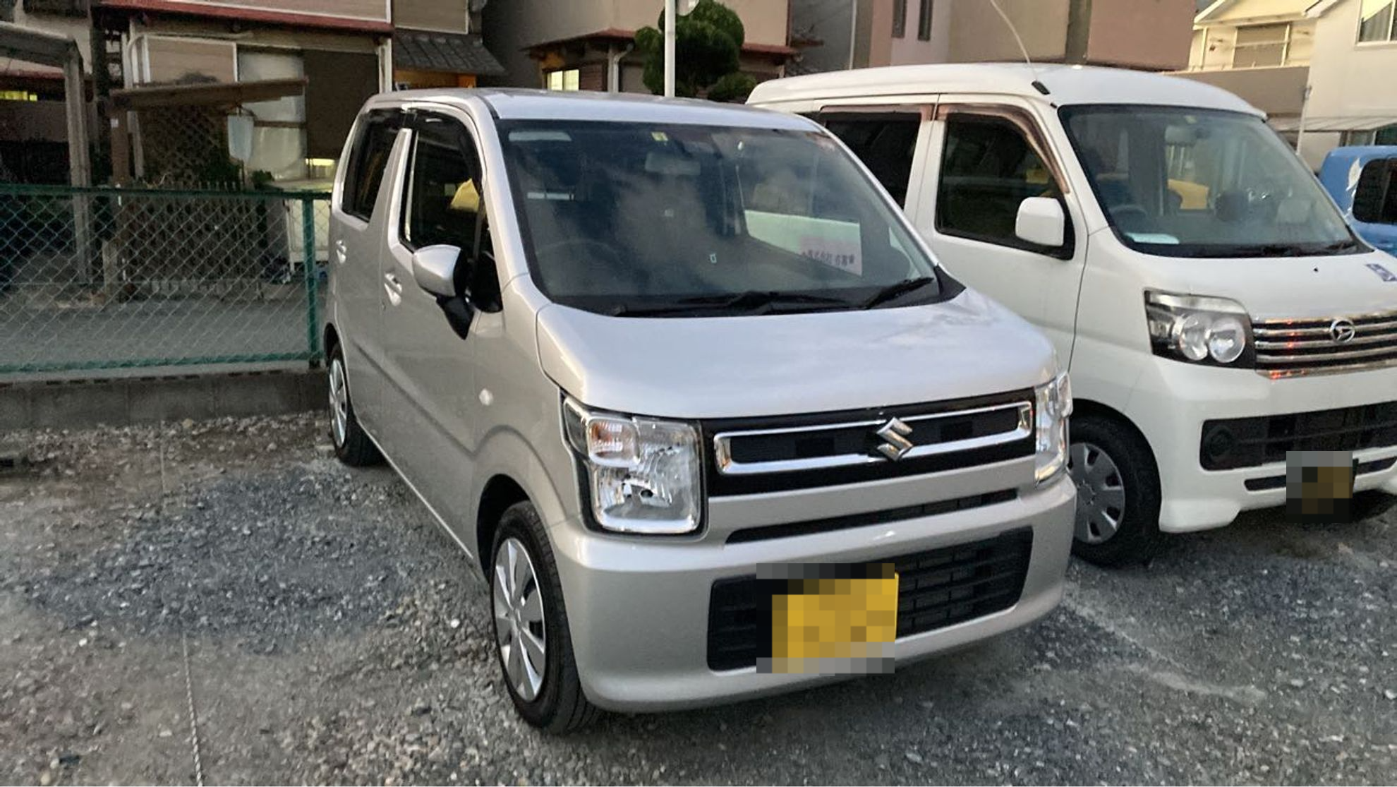 外装右前