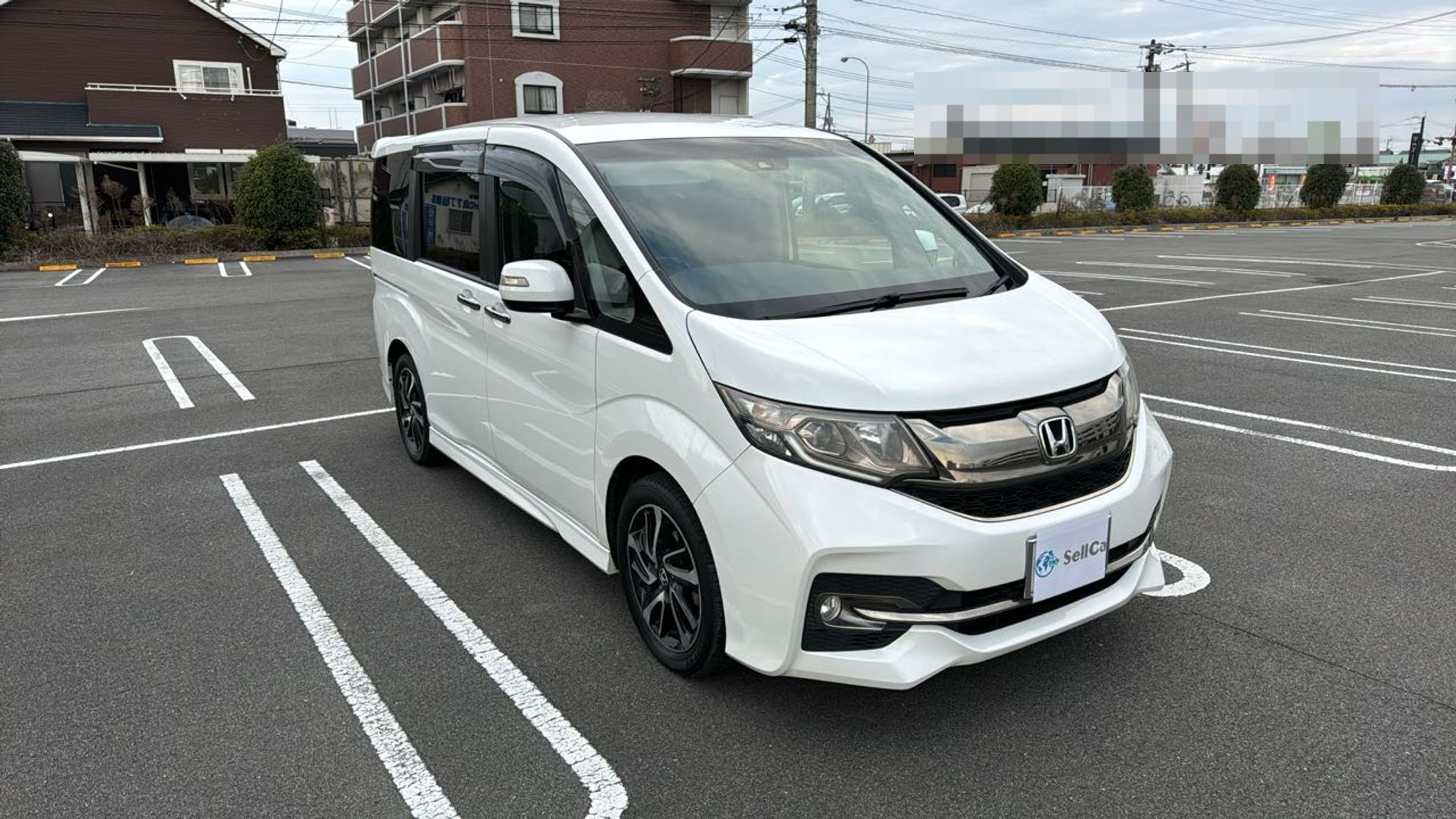 外装右前