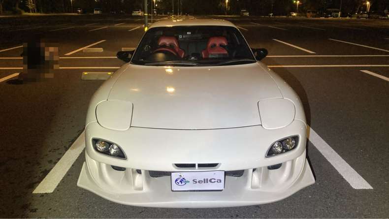 外装前方