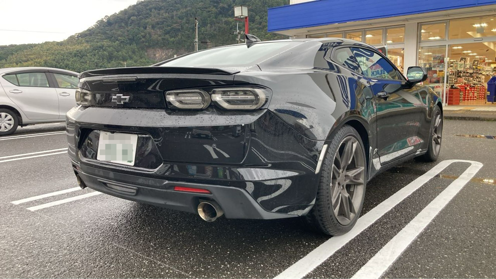 外装右後