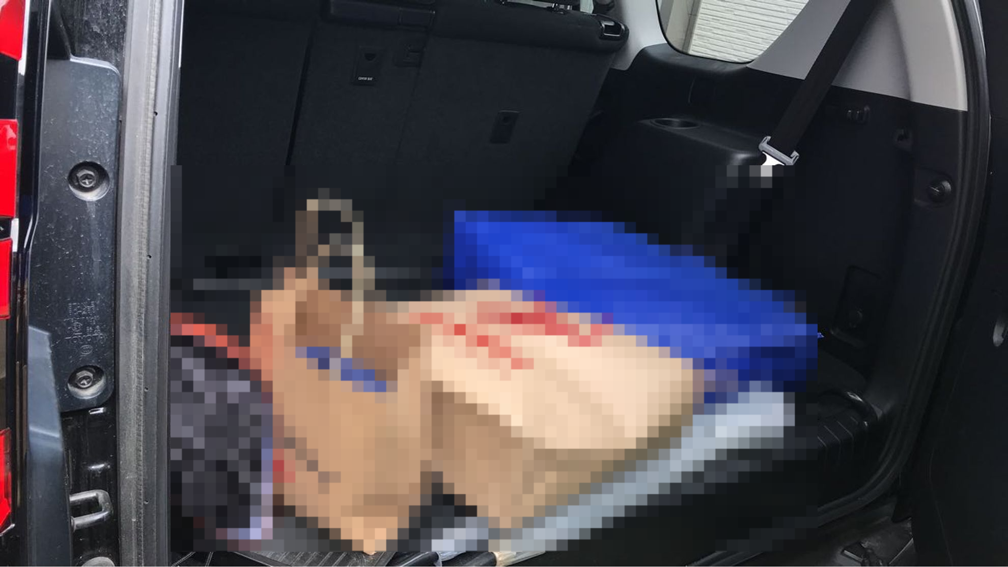内装トランク